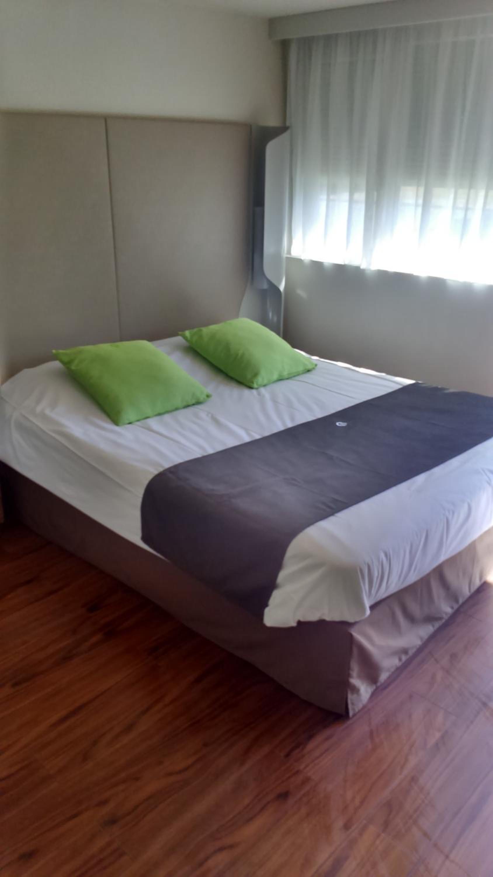 Standard Double Room - Photo 3