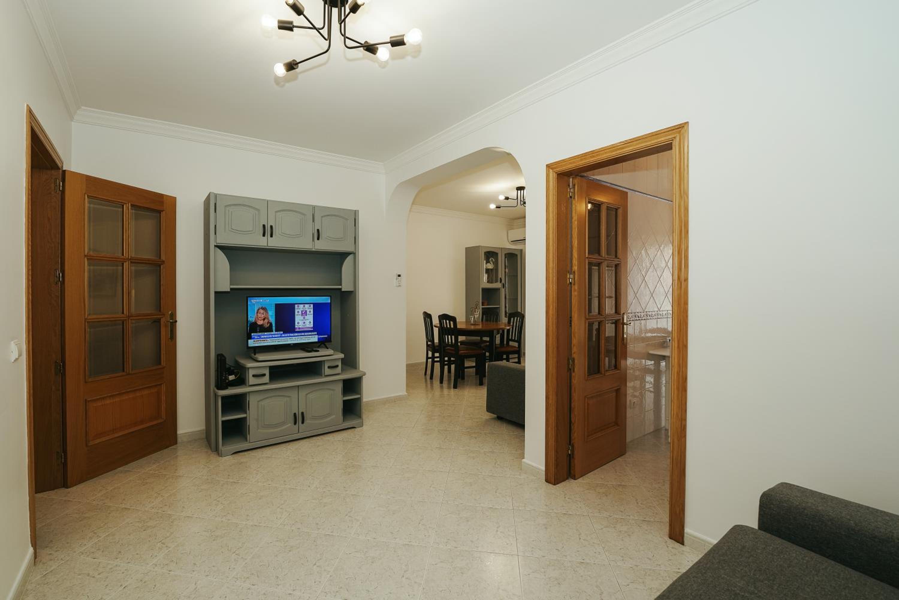 Apartment with Balcony photo 1