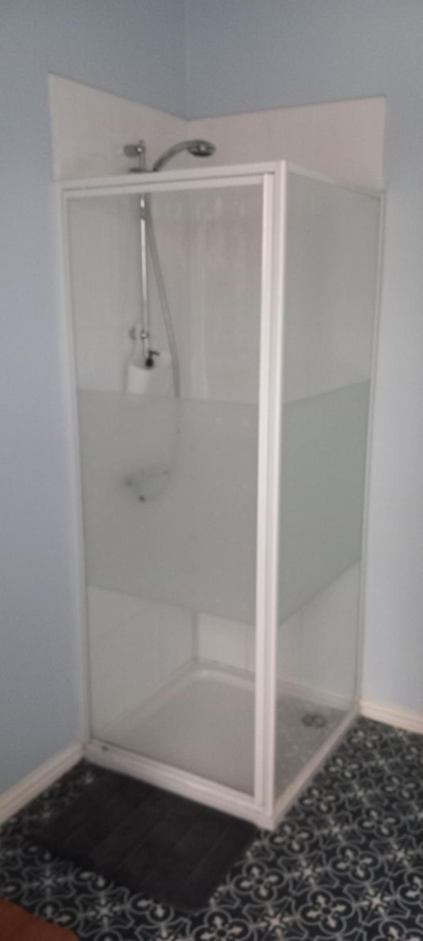 Double Room - Photo 10