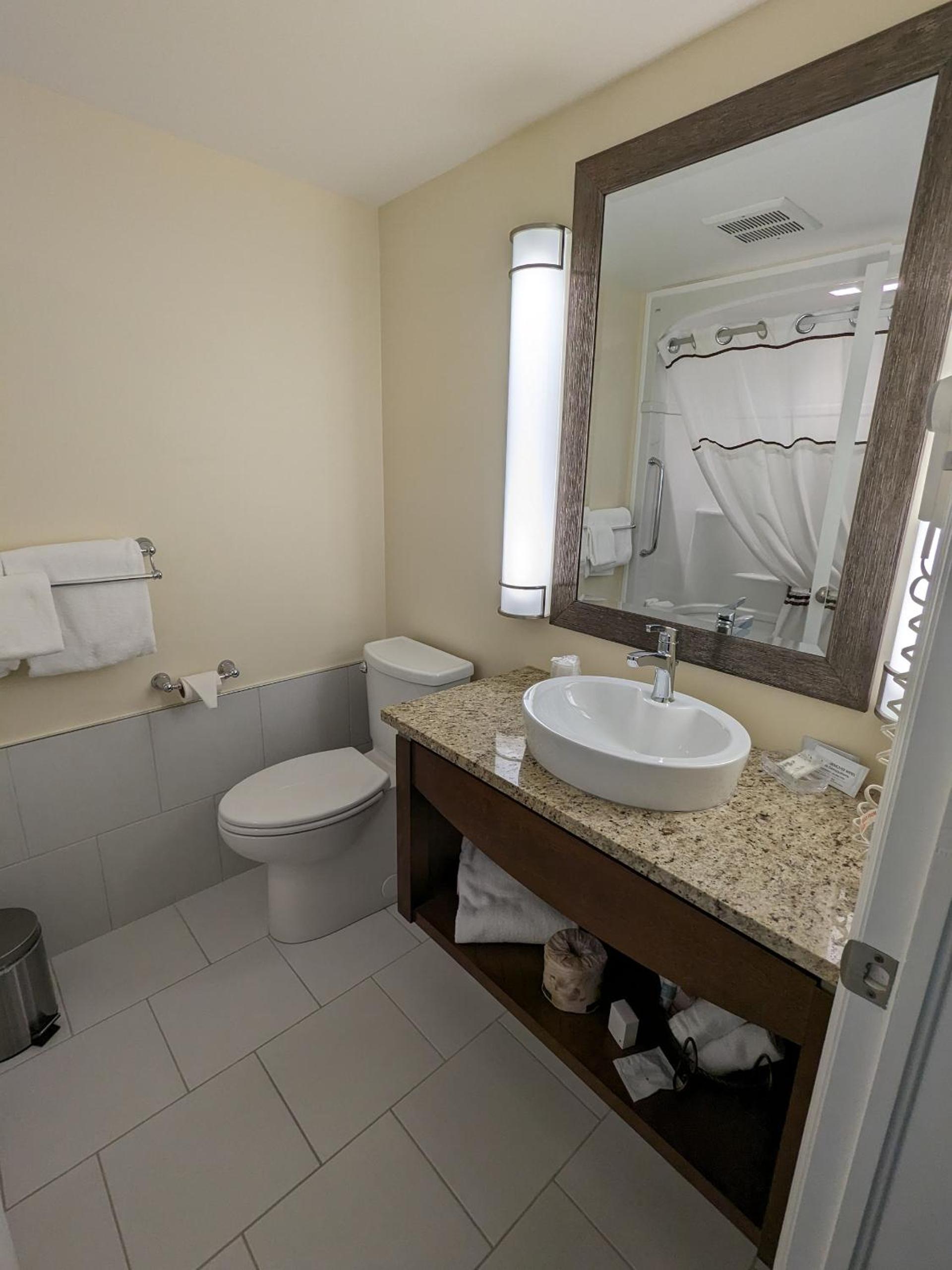 Deluxe Double Room with Balcony and Sea View