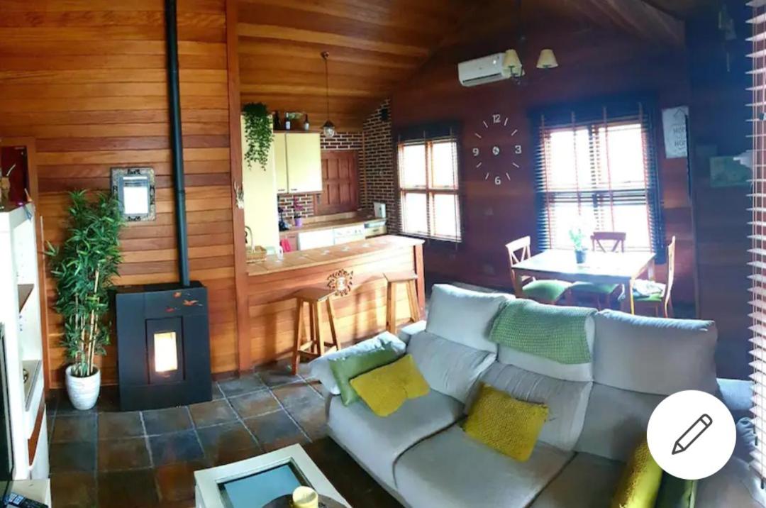 Casa de tres habitaciones