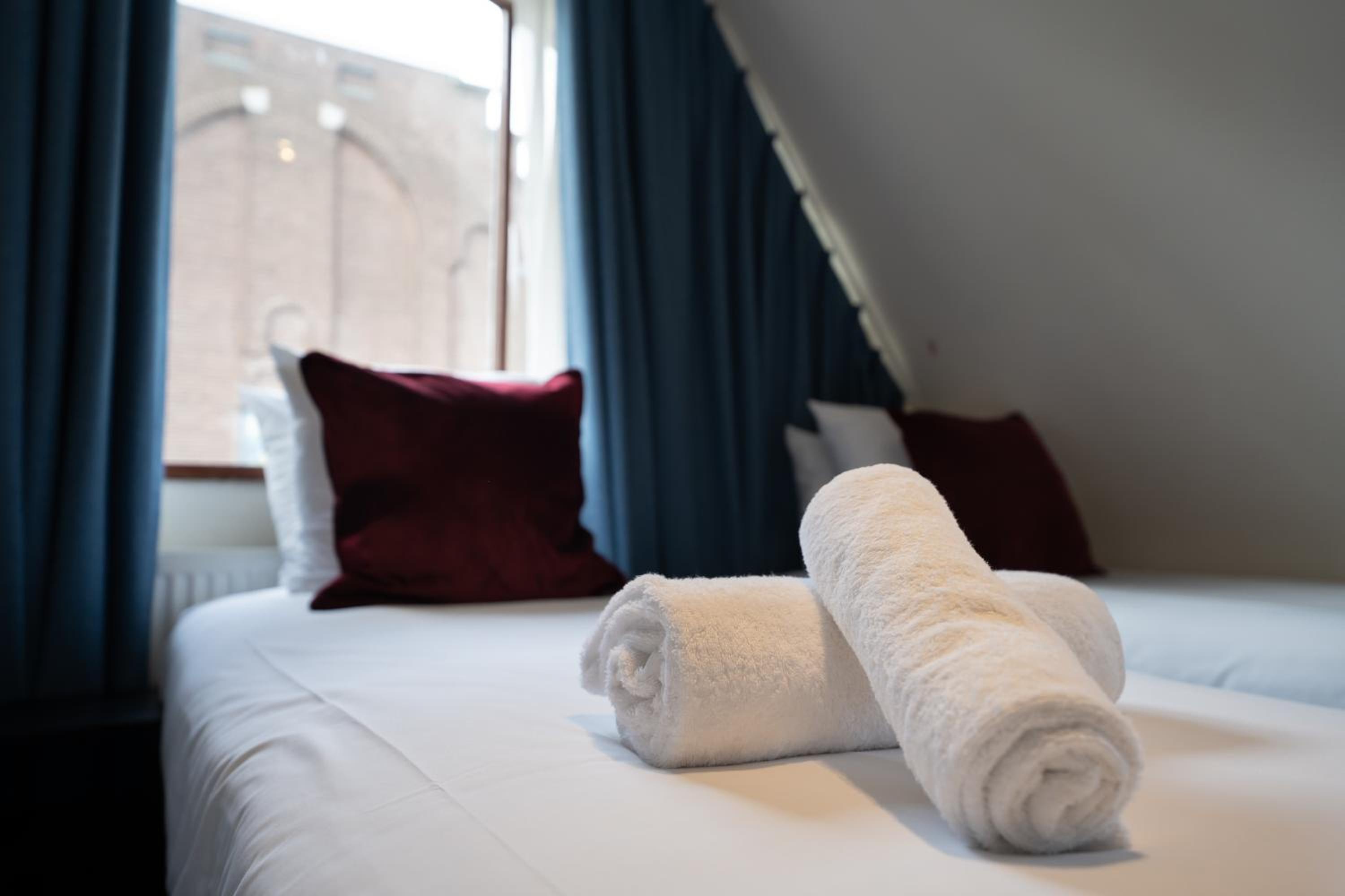 Cozy Triple Room