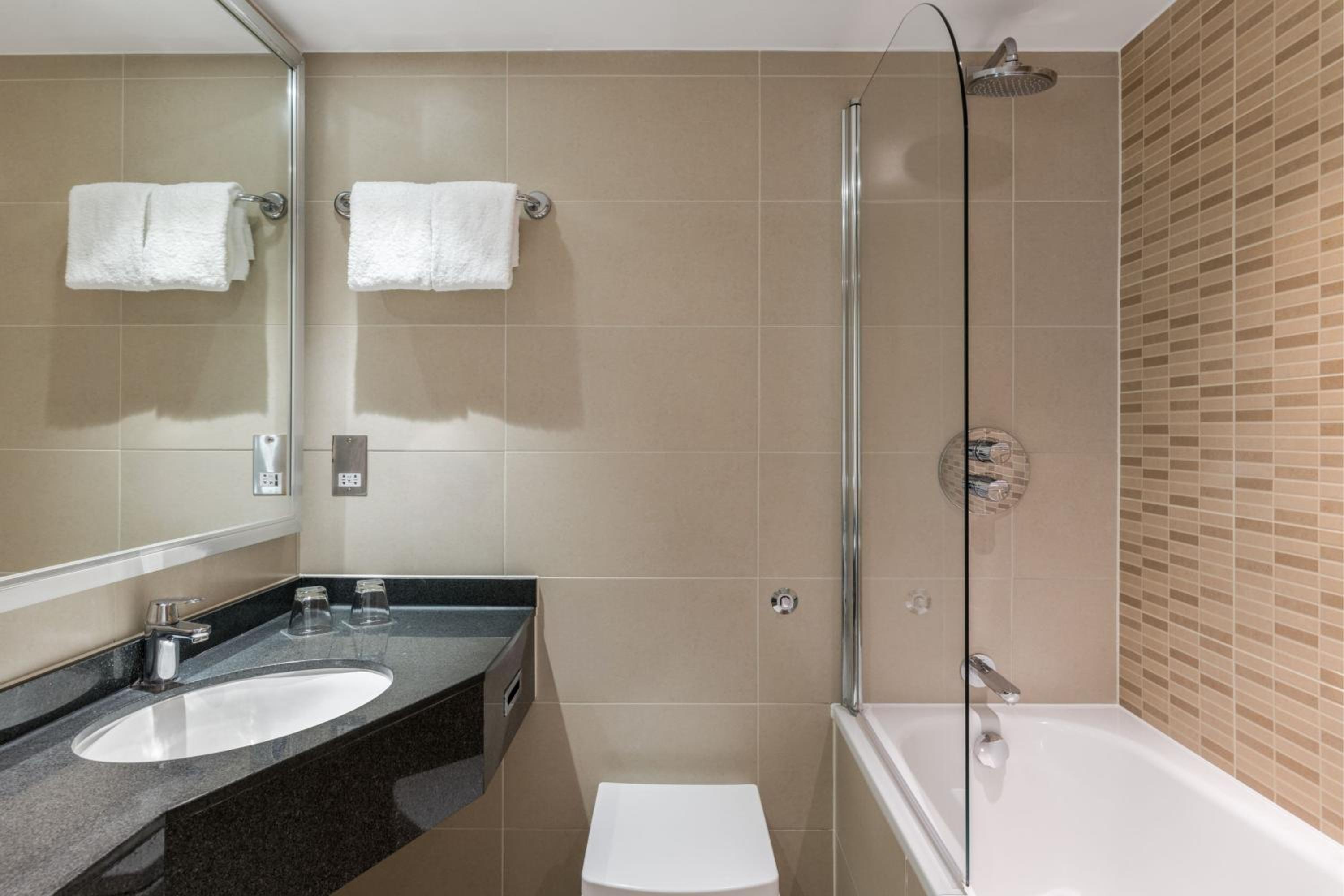Standard Double Room - Photo 5