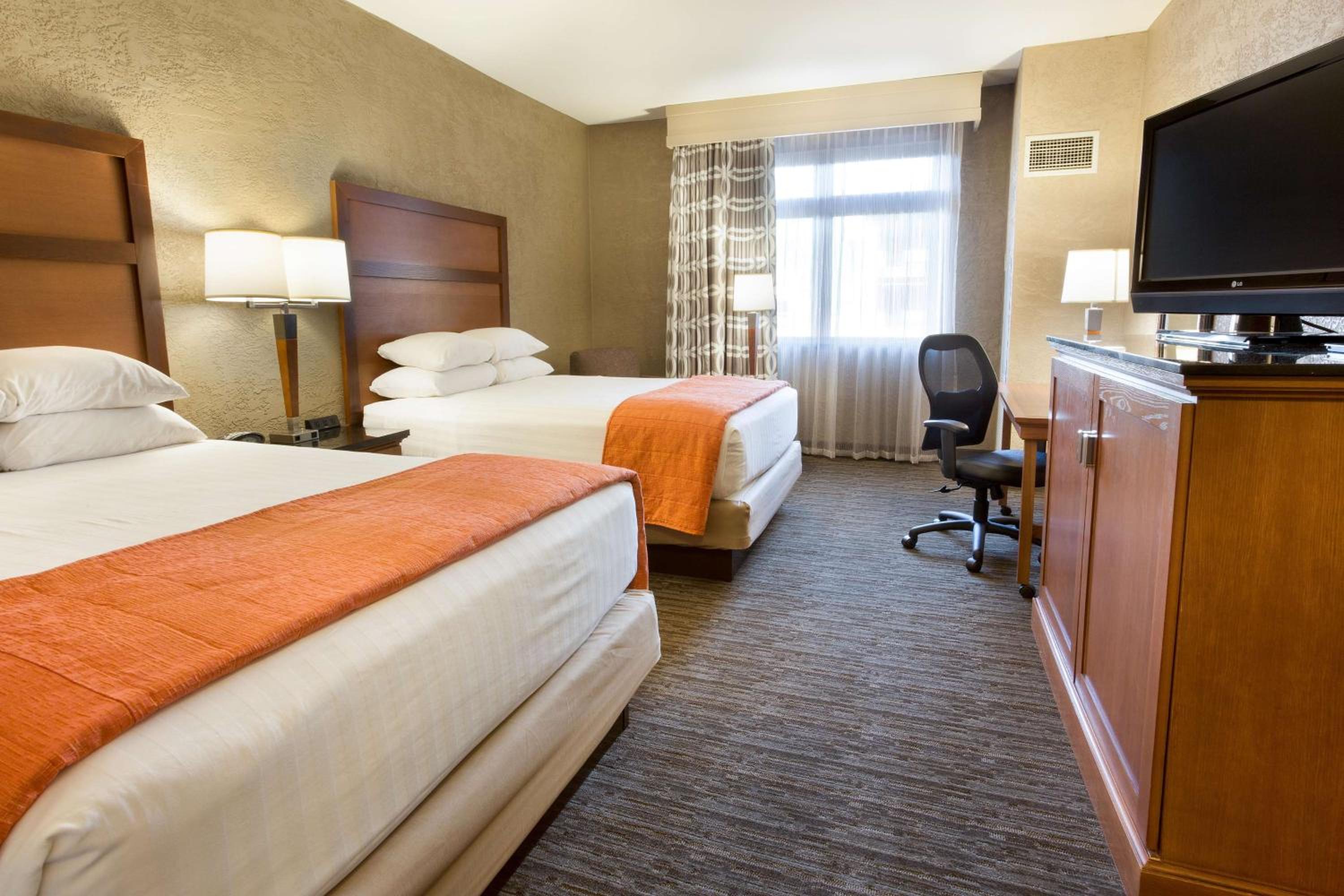 Queen Room with Two Queen Beds - Photo 1