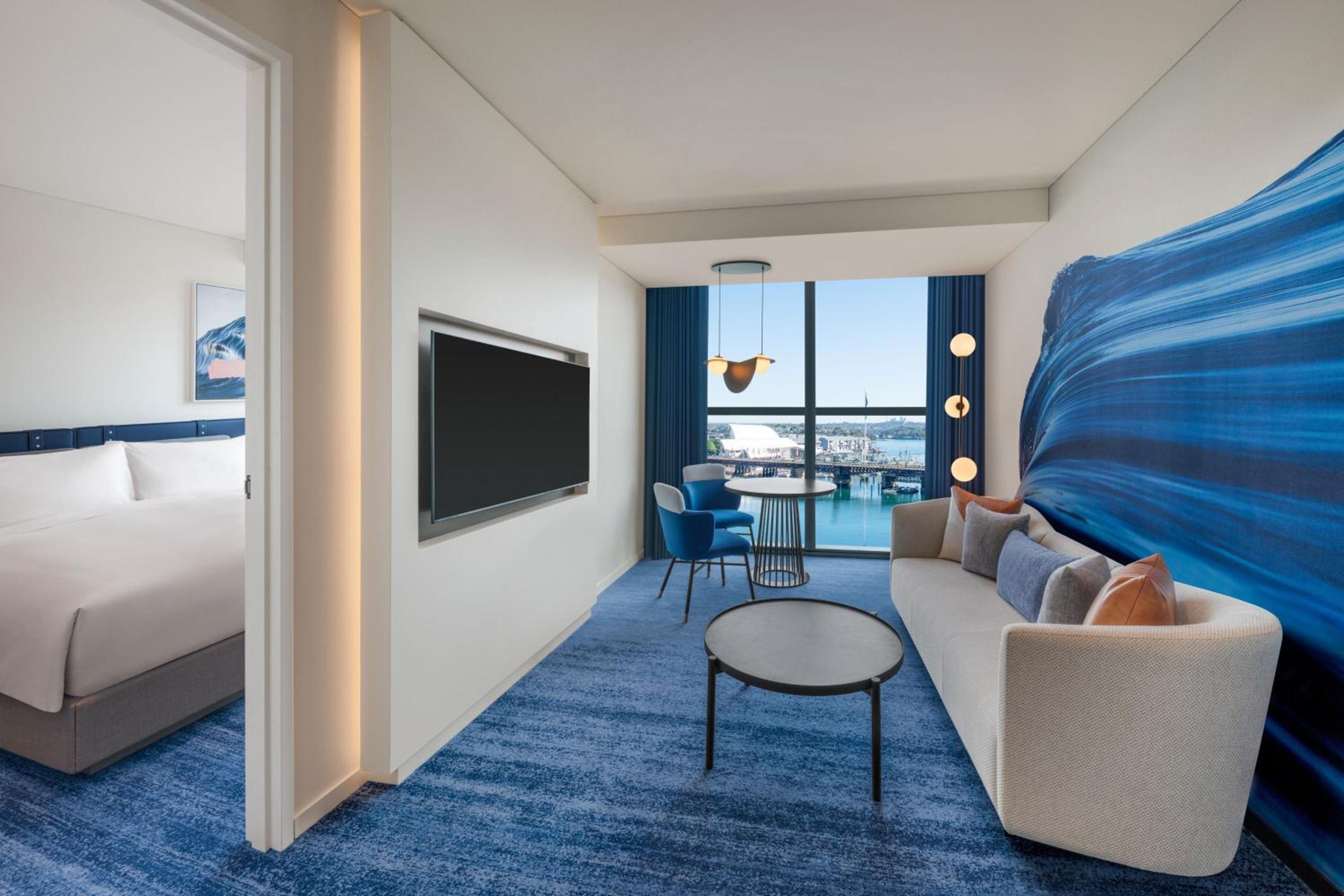 Deluxe Studio, Studio, 1 King, Darling Habour View