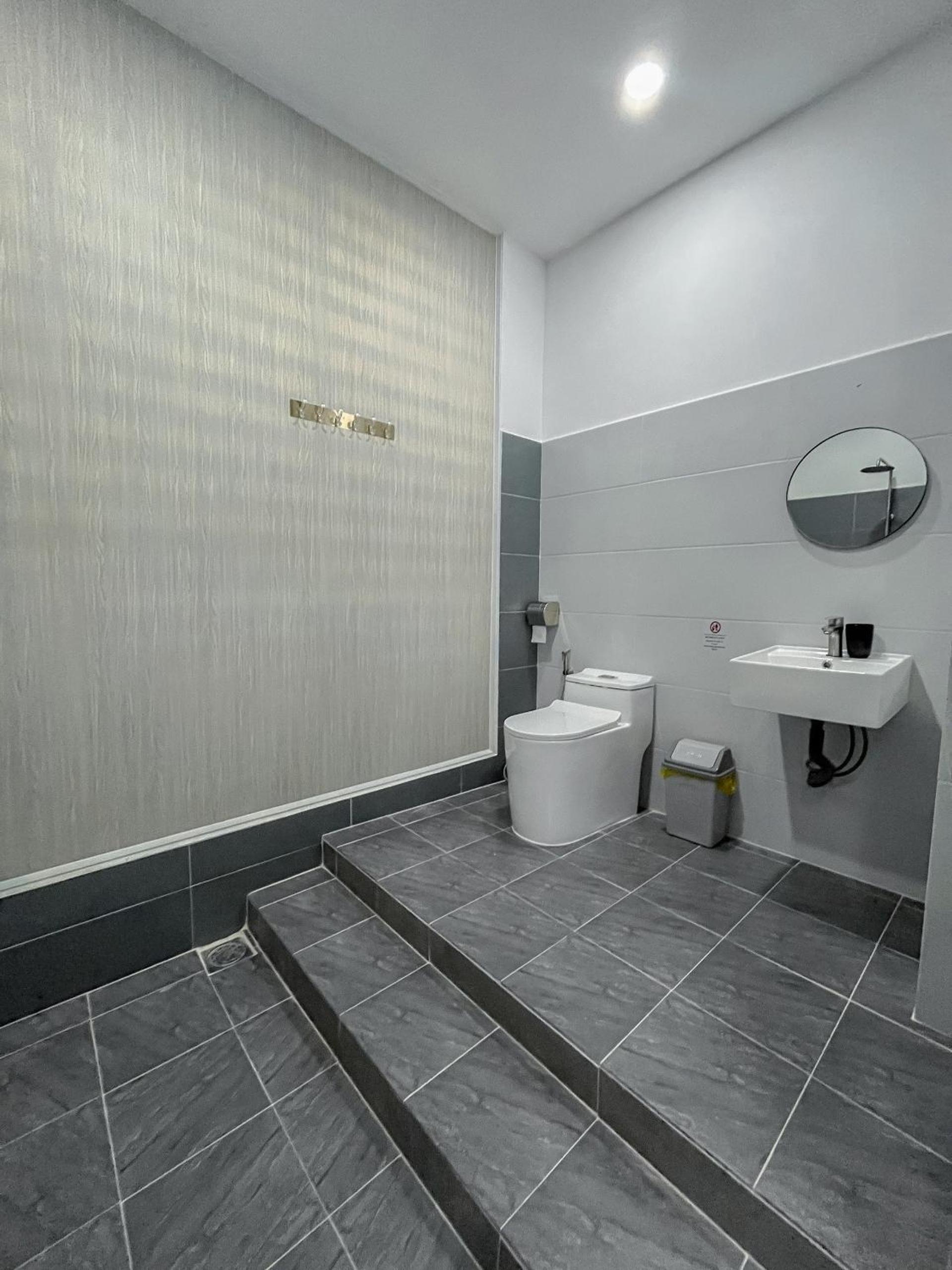 Standard Double Room - Photo 10