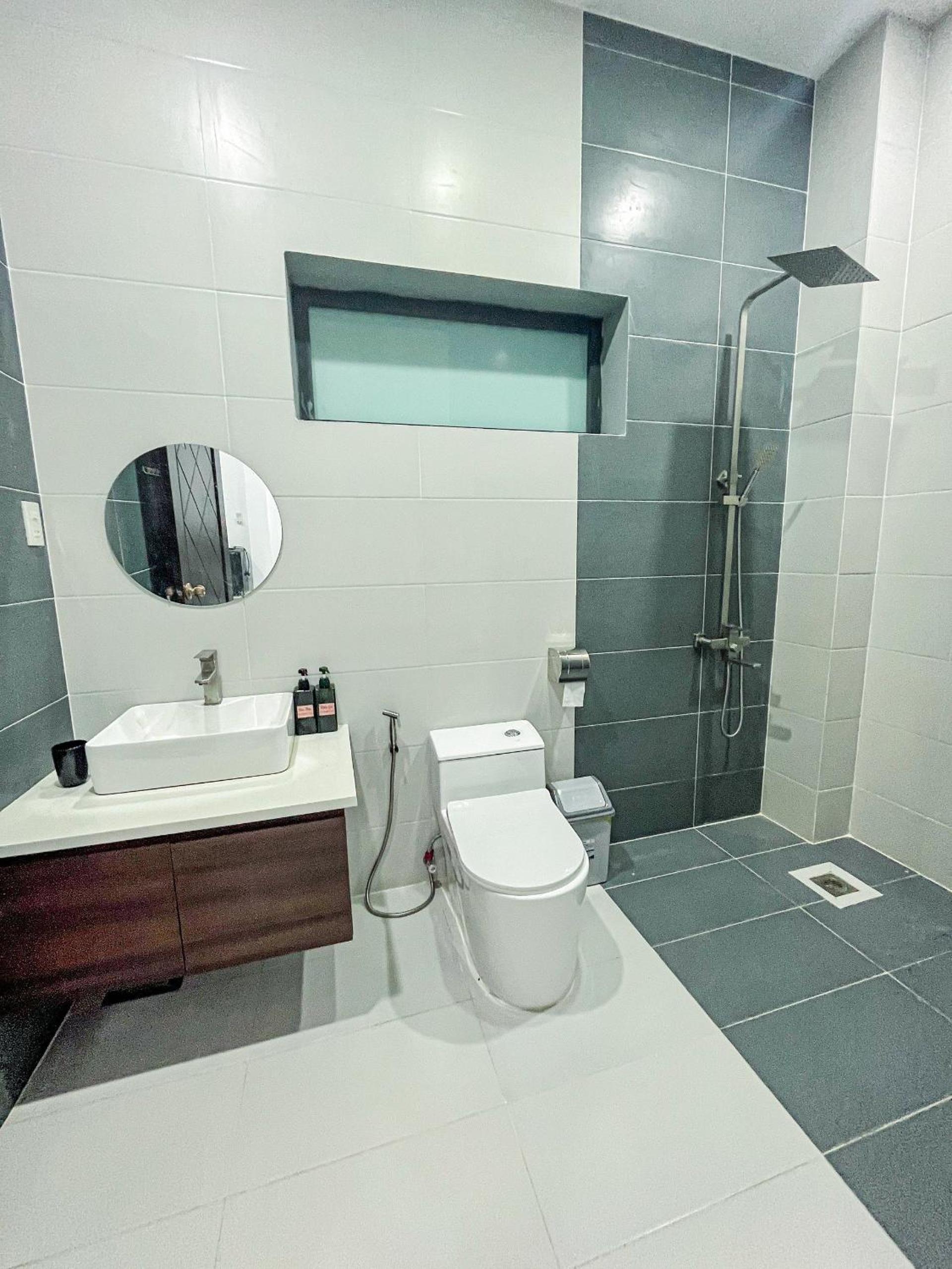 Standard Double Room - Photo 7