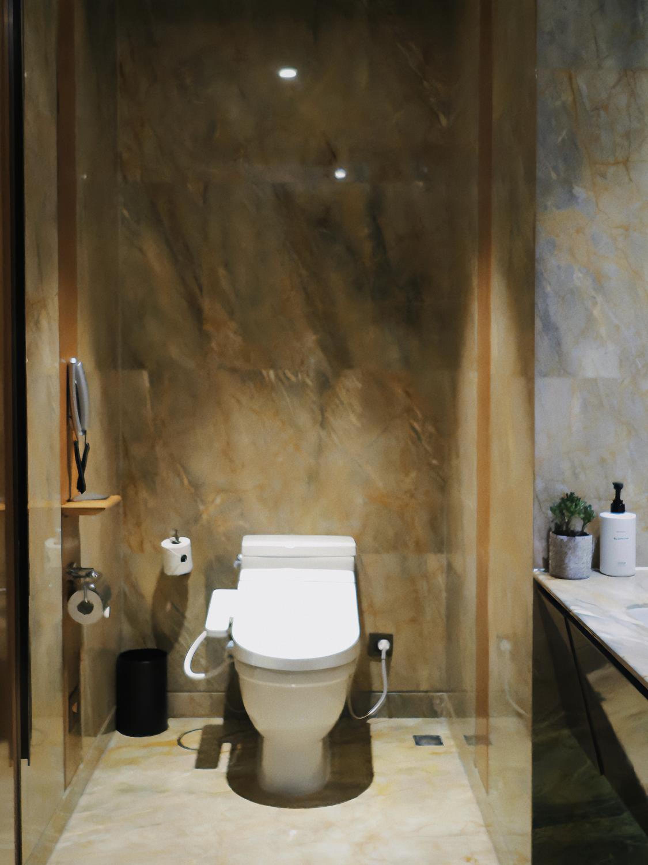 King Suite with River View  photo 2