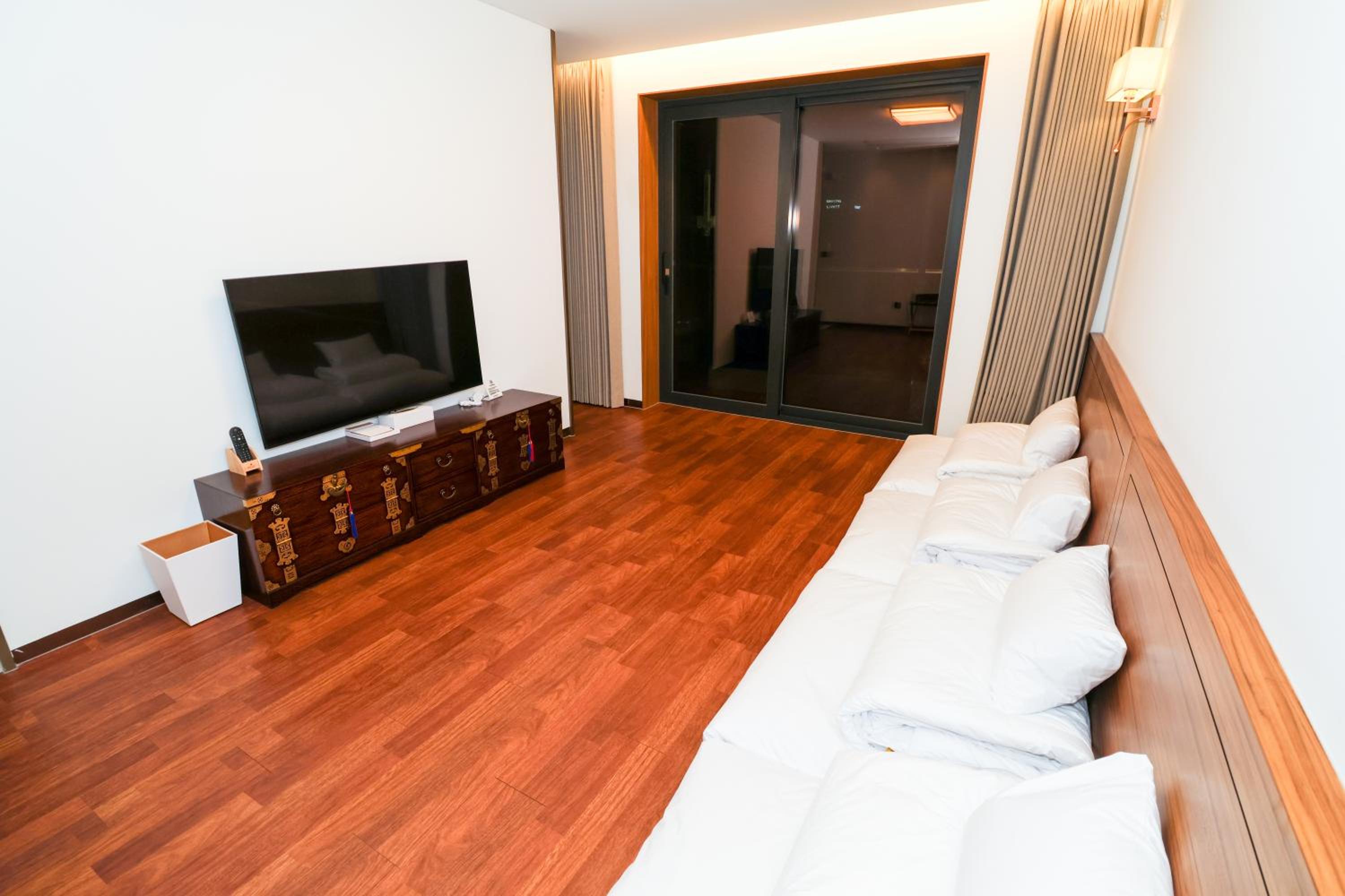 Deluxe Quadruple Room photo 3