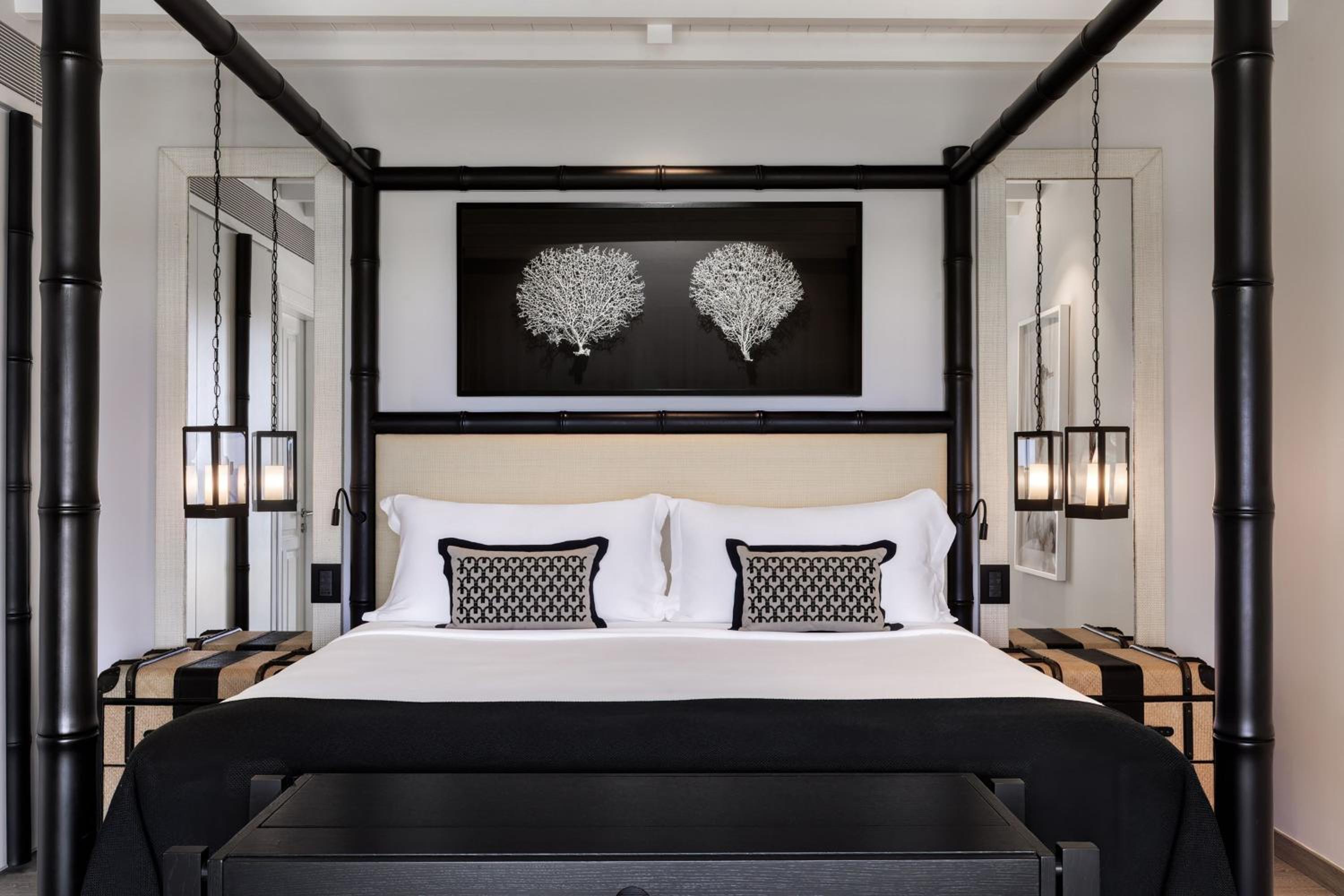 Suite de Luxe 2 Chambres avec Balcon et Piscine Privée - Vue sur Mer