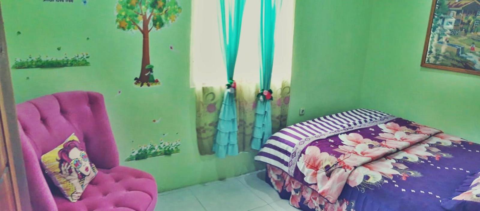 Double Room with Shared Bathroom photo 1