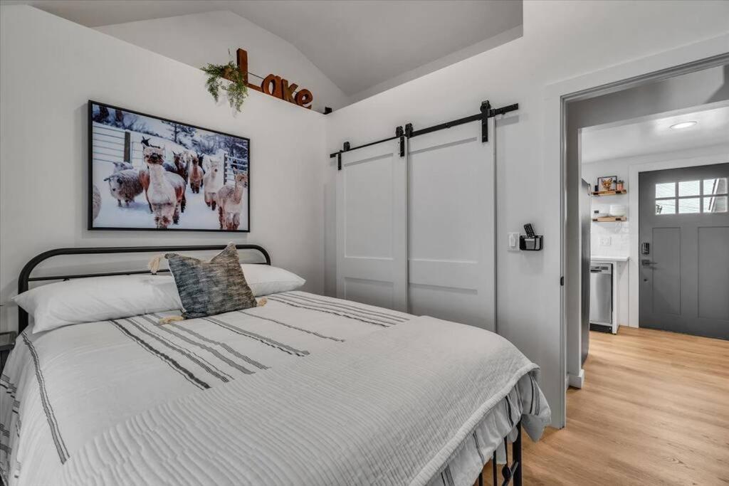 Two-Bedroom House photo 1