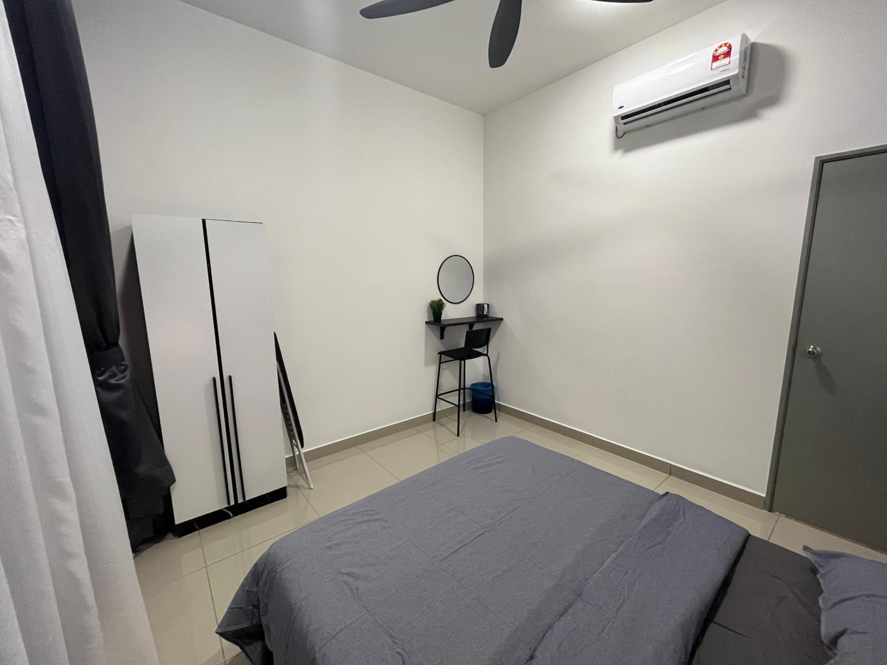 Two-Bedroom Apartment photo 2