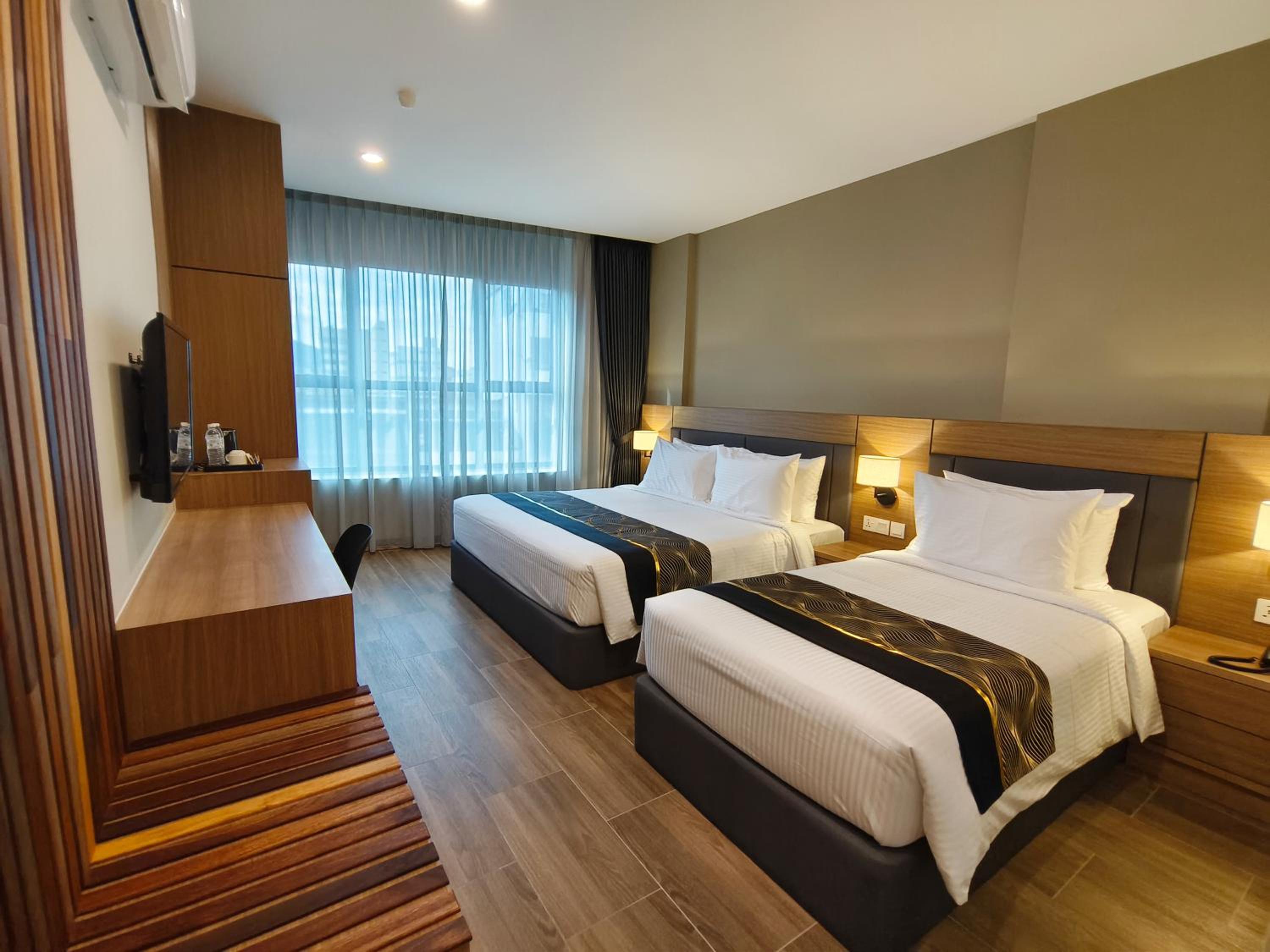 Deluxe Triple Room