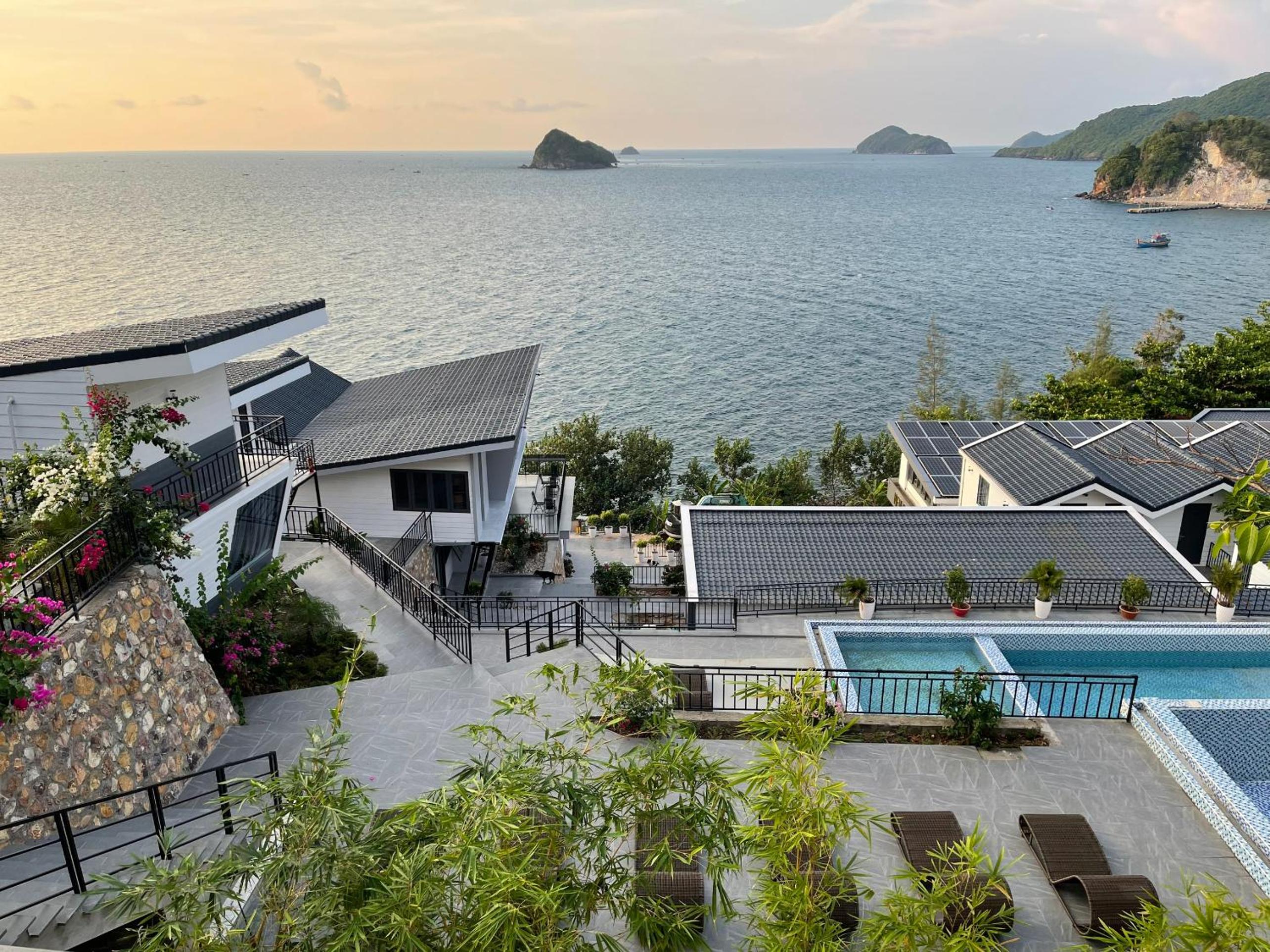 Double Room With Balcony And Sea View photo 2