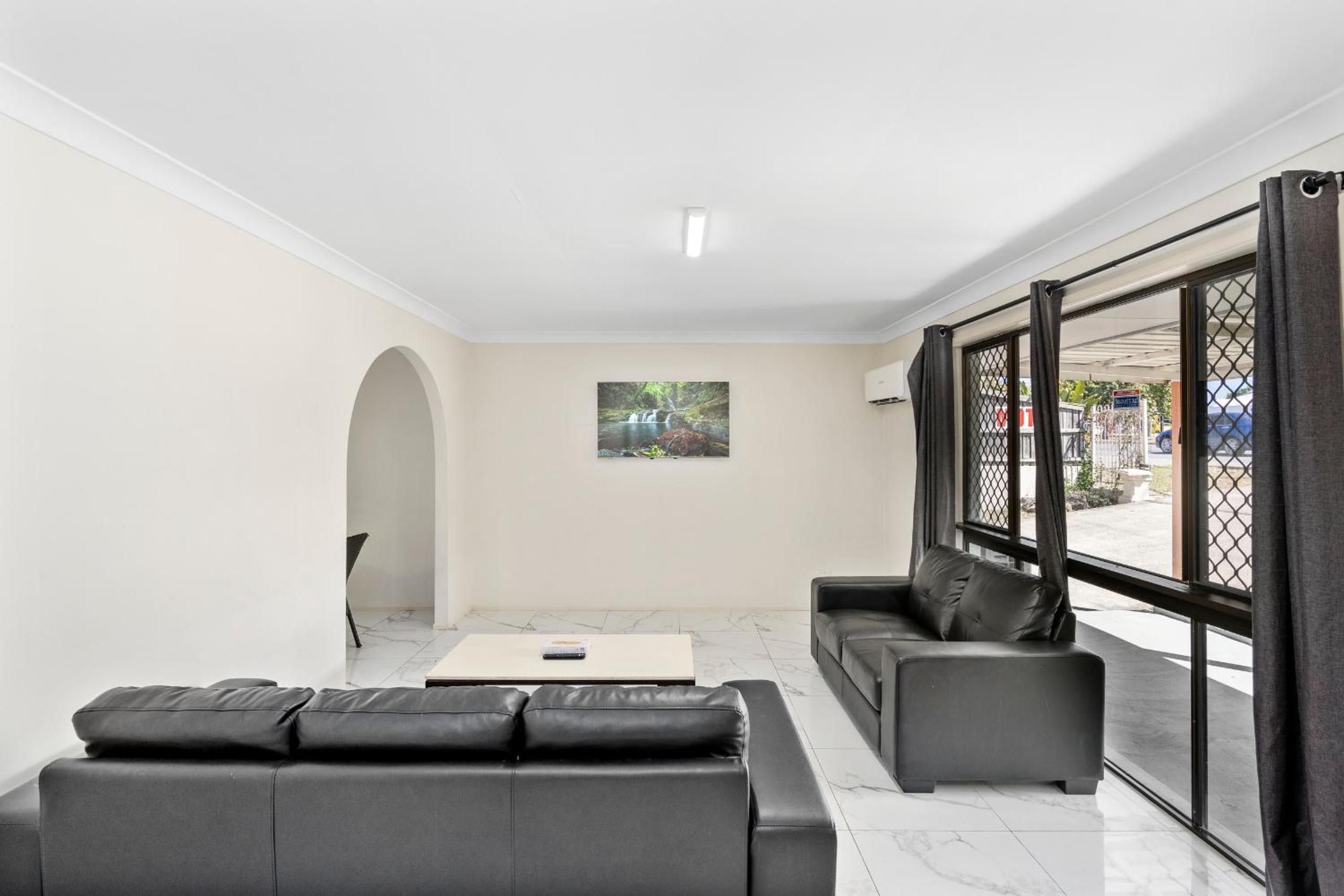 Two-Bedroom Villa photo 3
