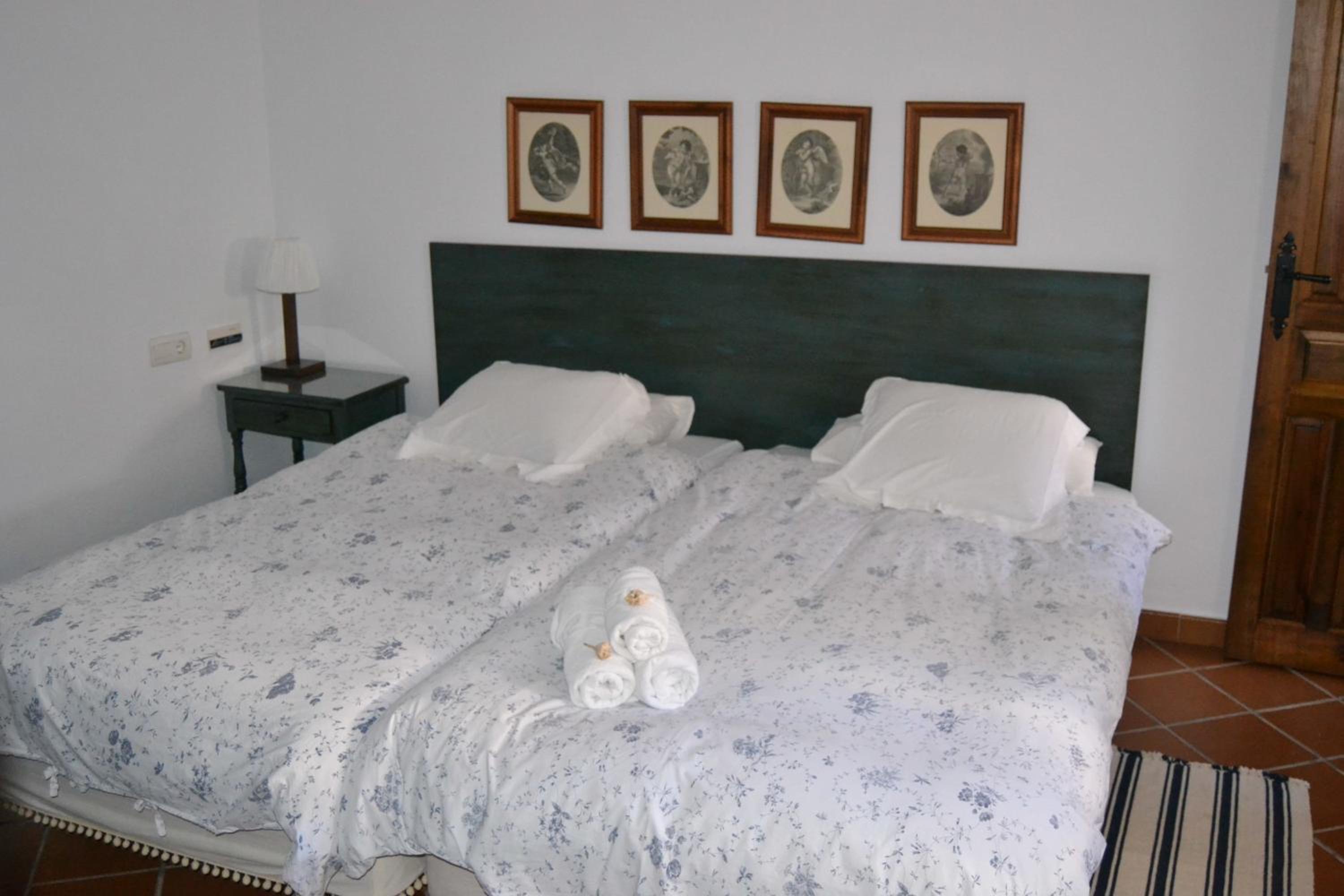 Habitación Doble con Baño Privado