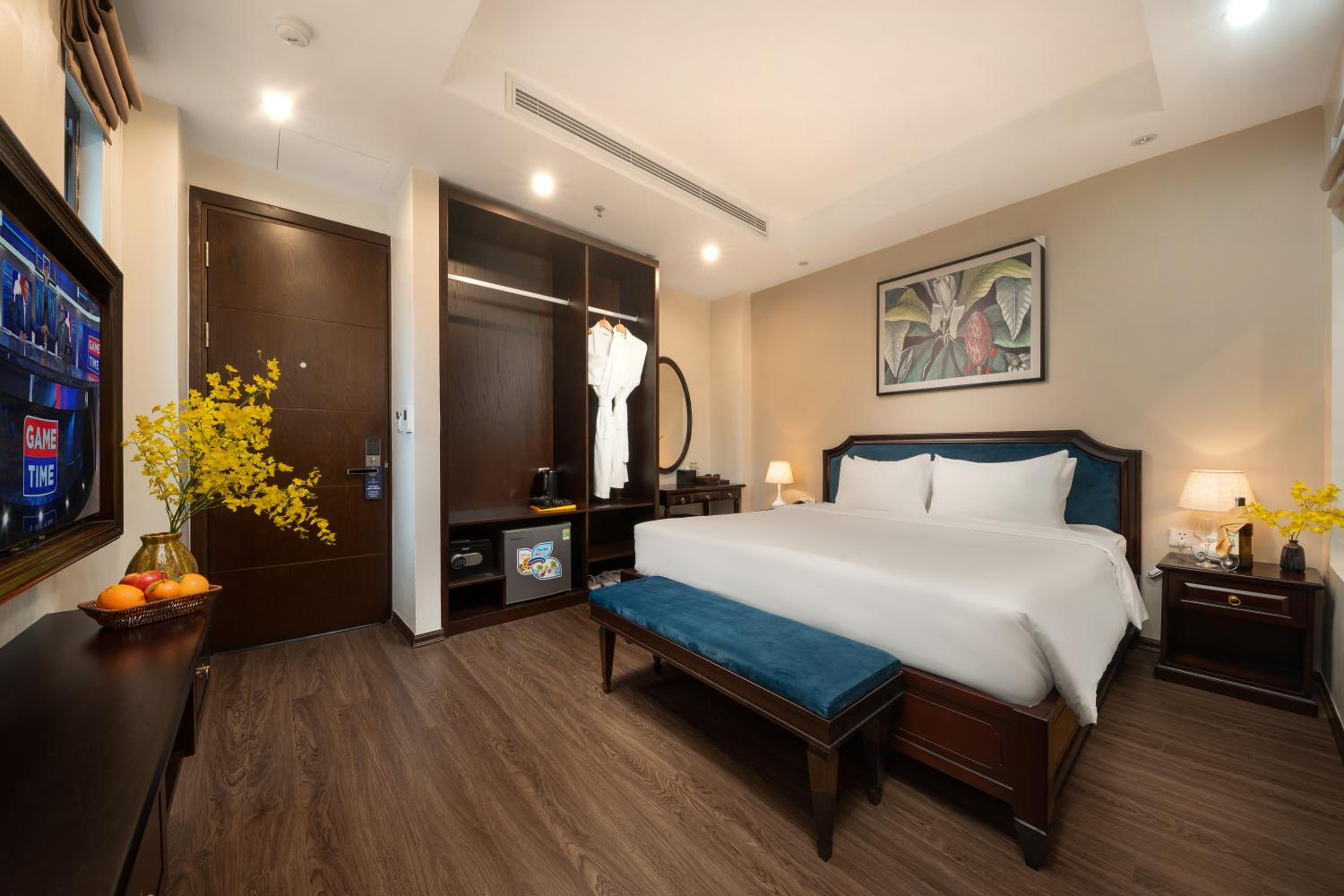 Double or Twin Room with View