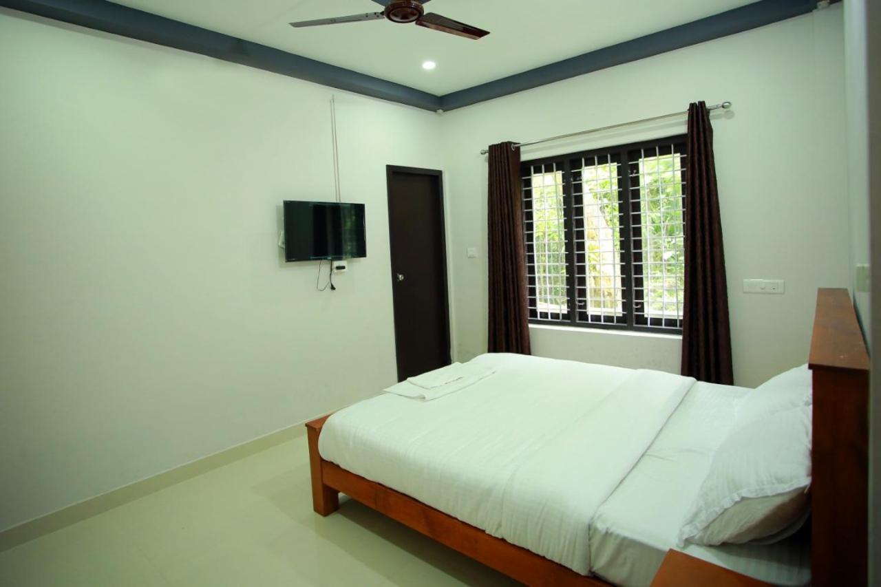 Double Or Twin Room photo 1
