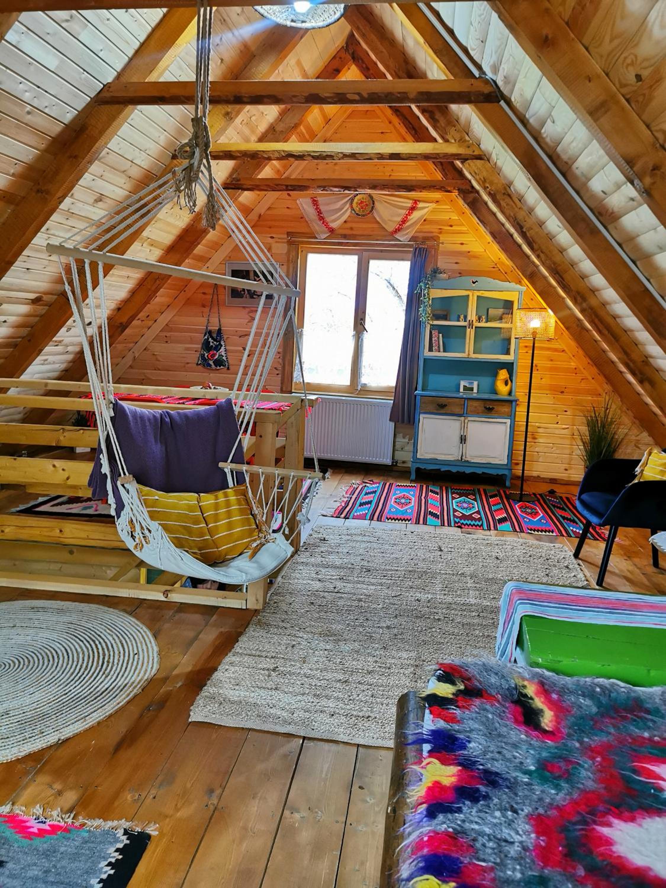 Two-Bedroom Chalet - Photo 4
