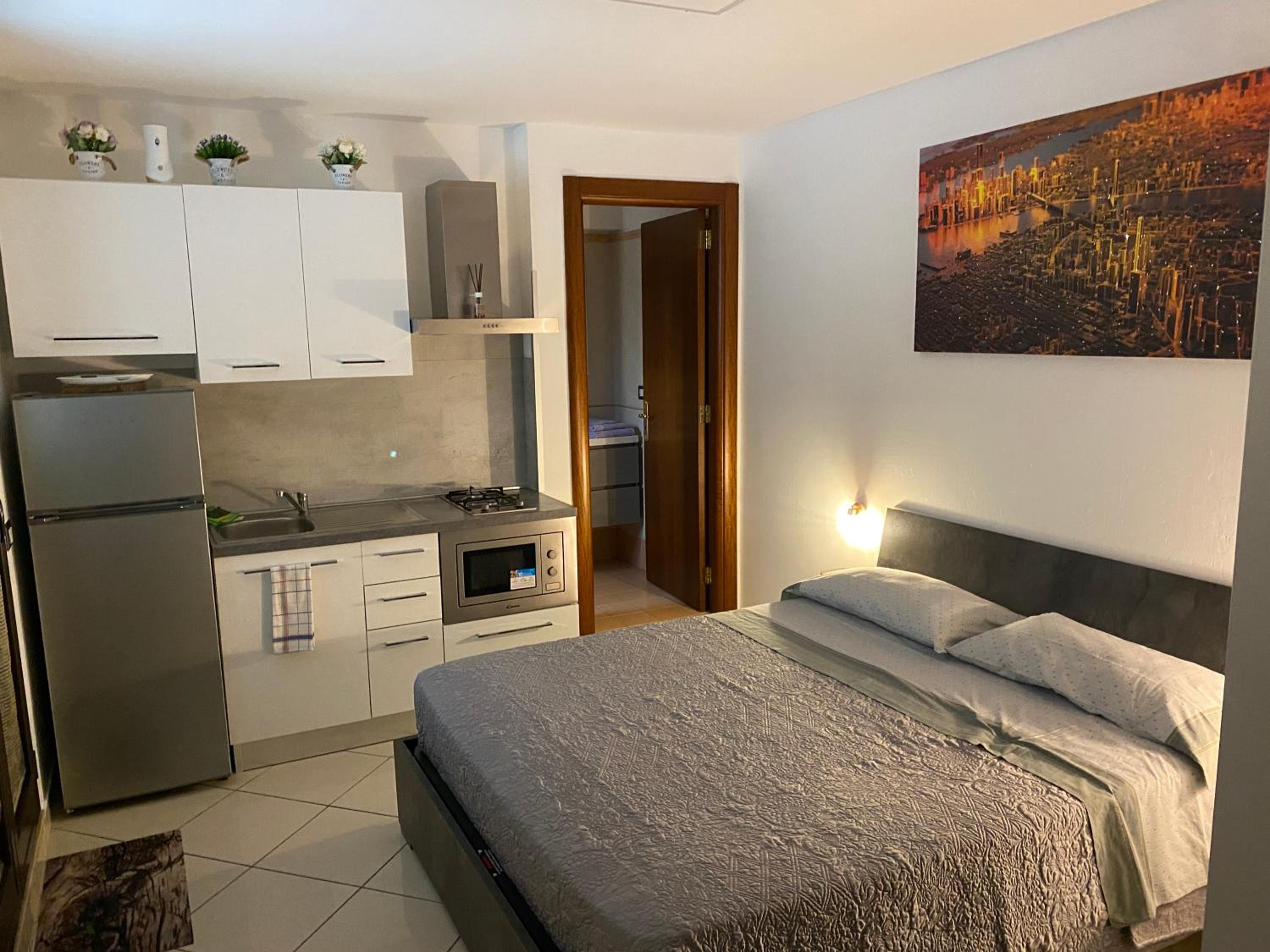 One-Bedroom Apartment
