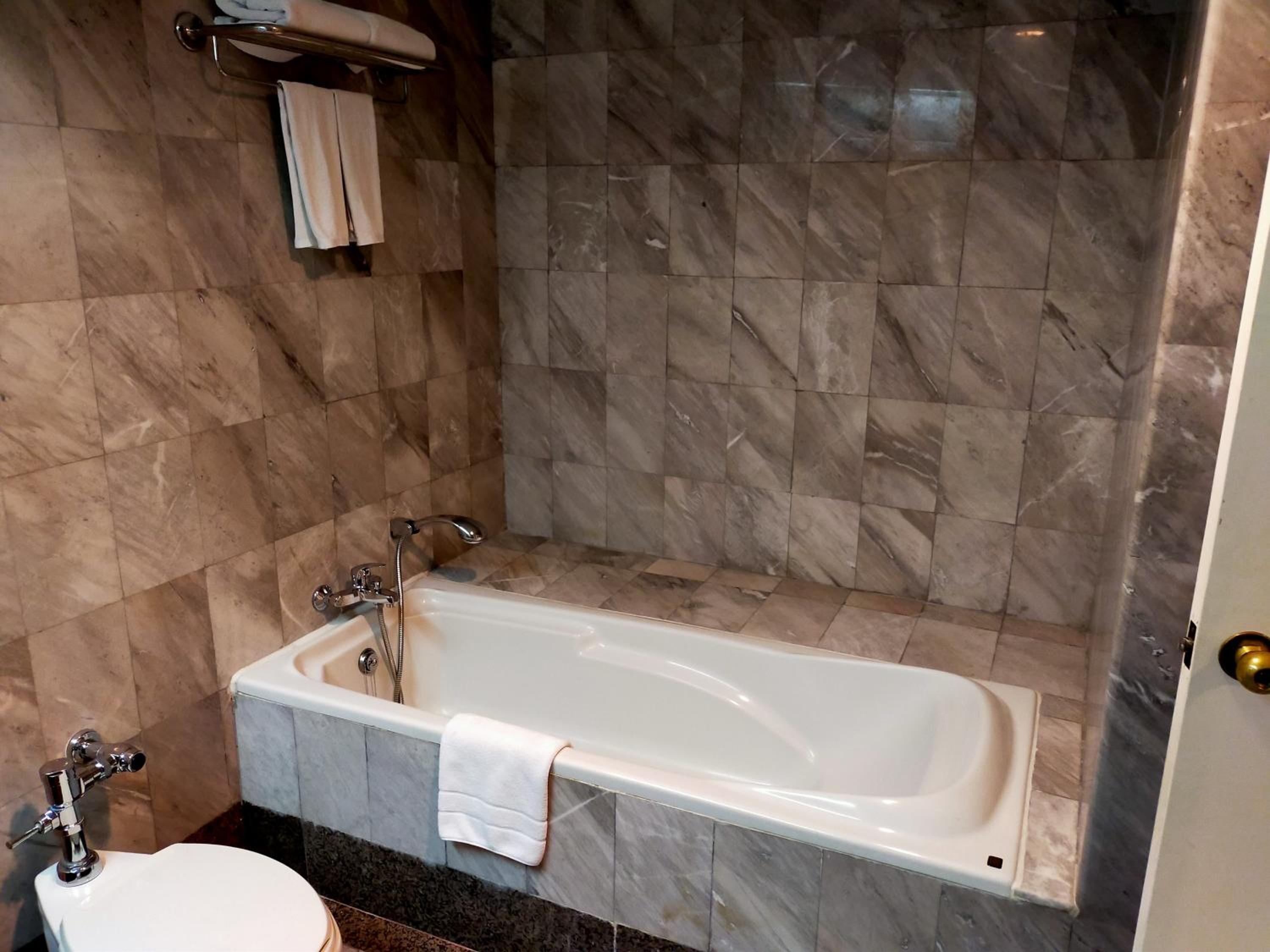 Superior Twin Room - Photo 9