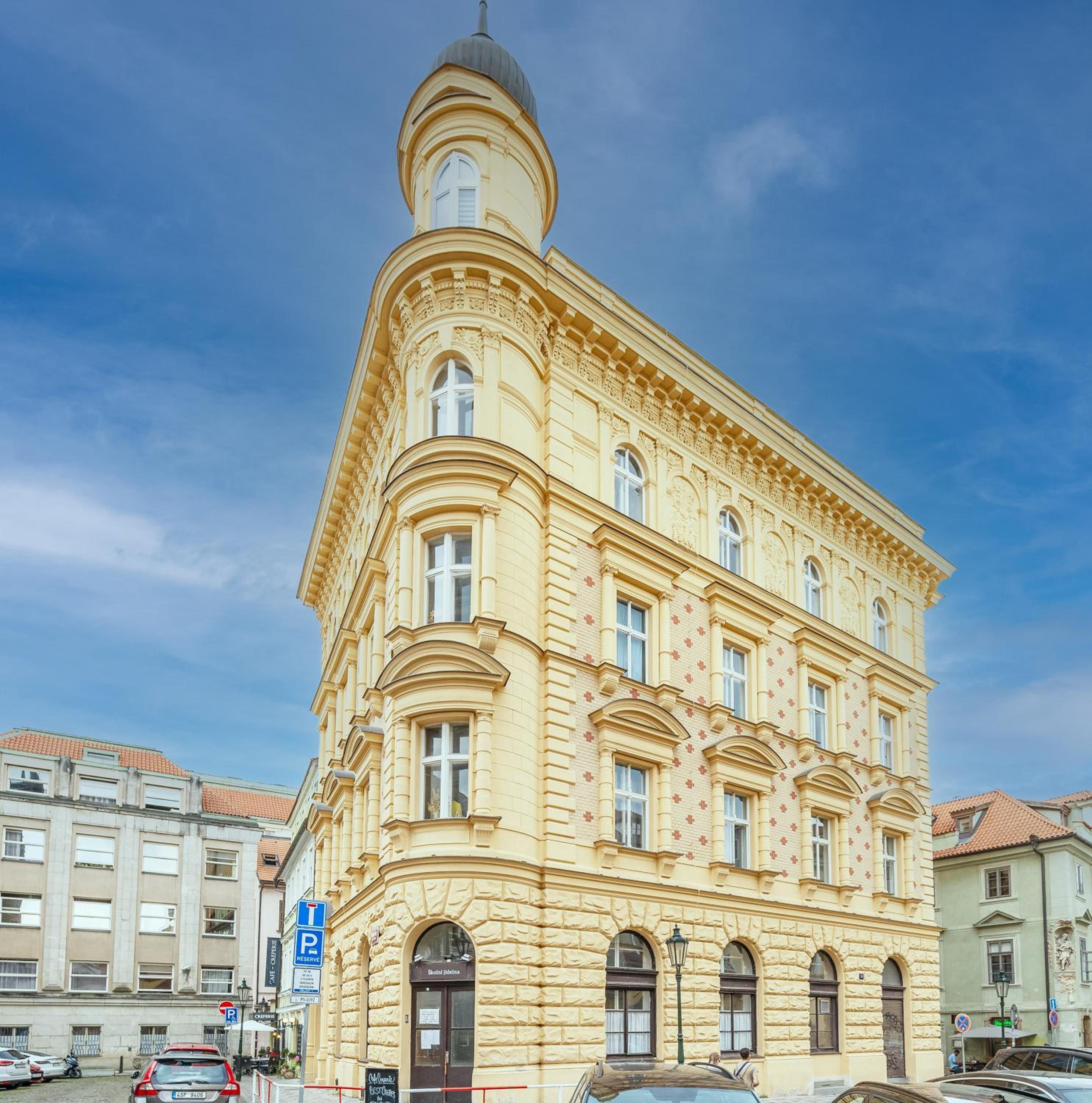Apartment - Drazickeho Namesti Annex