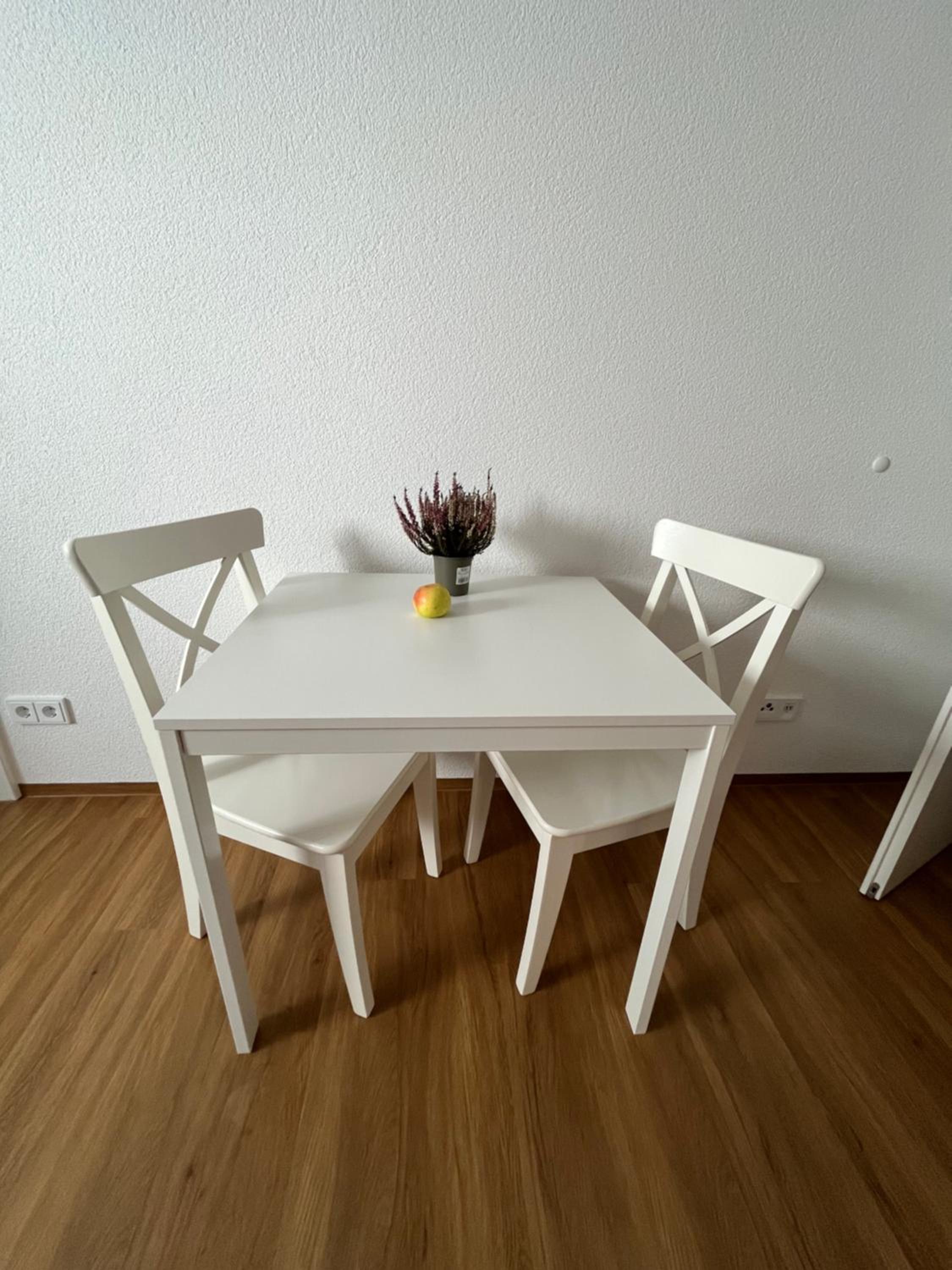 One-Bedroom Apartment photo 3