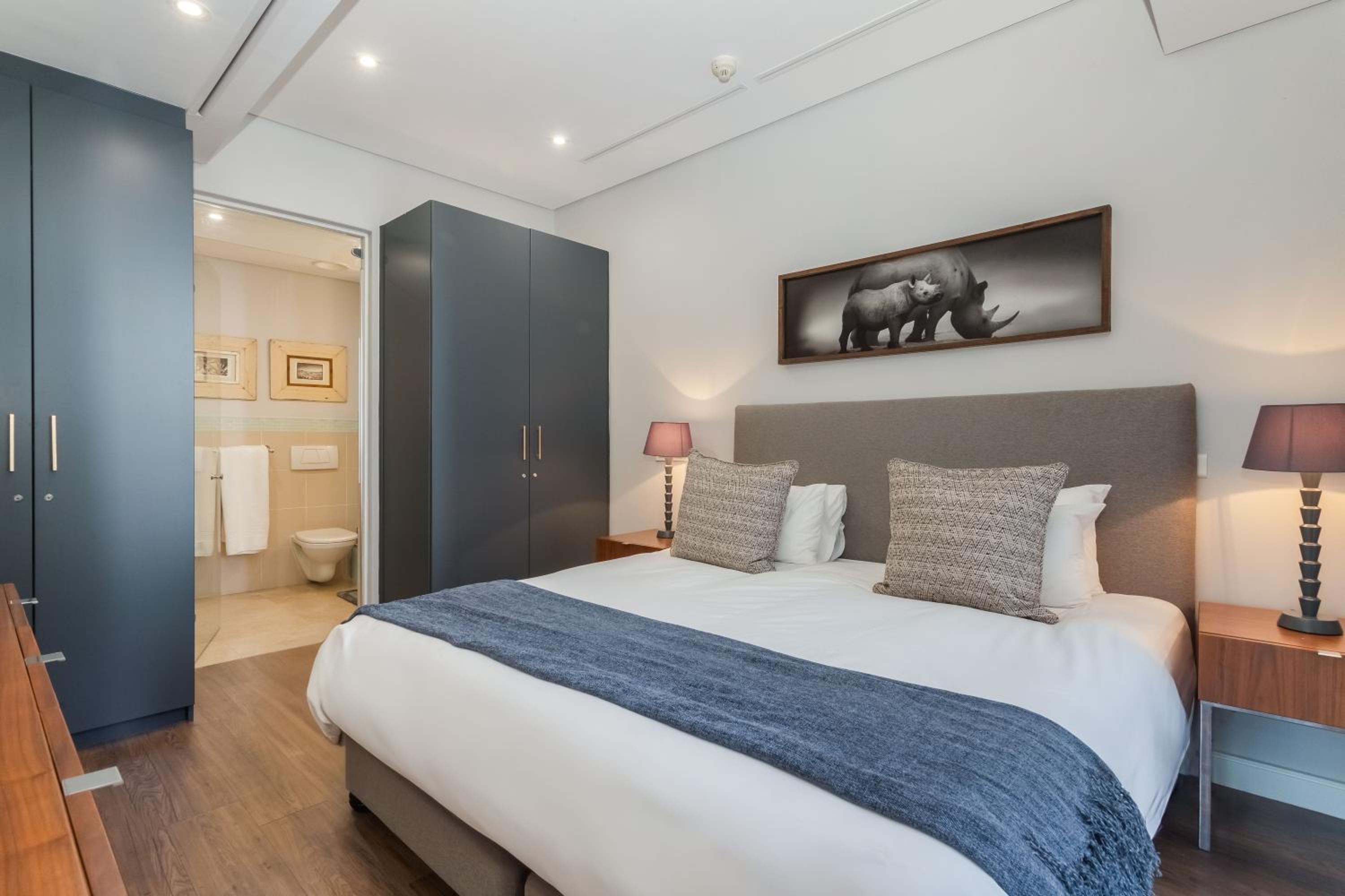 Two Bedroom Premier 9