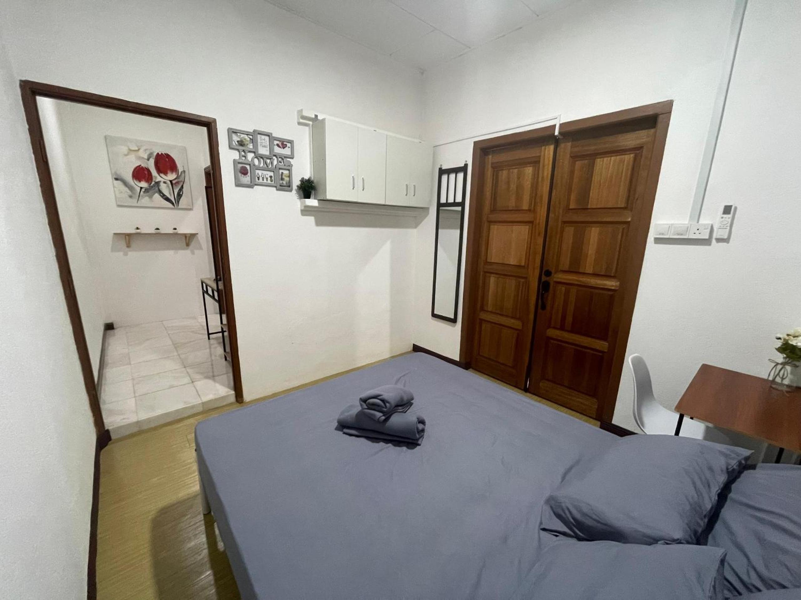 Two-Bedroom House photo 2