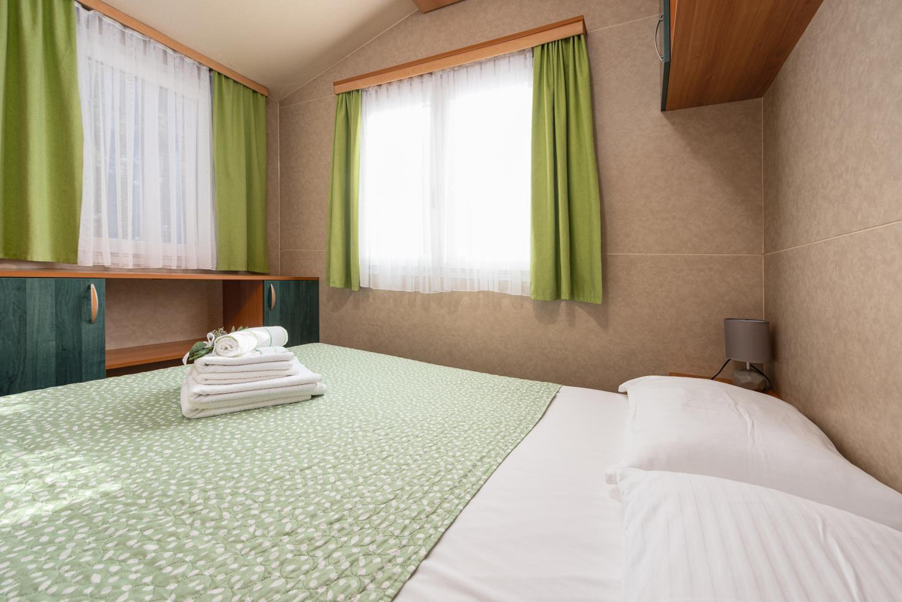 Mobile Home photo 1