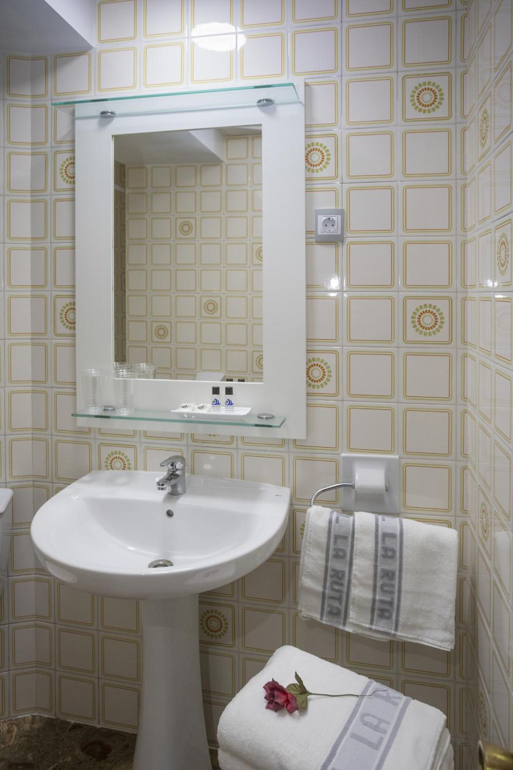 Standard Single Room photo 3