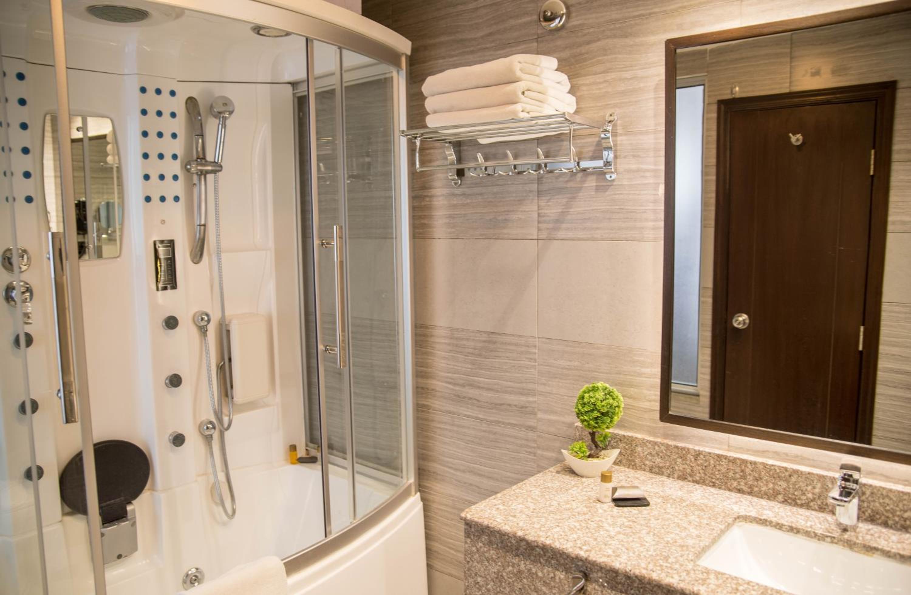 Executive Suite photo 3