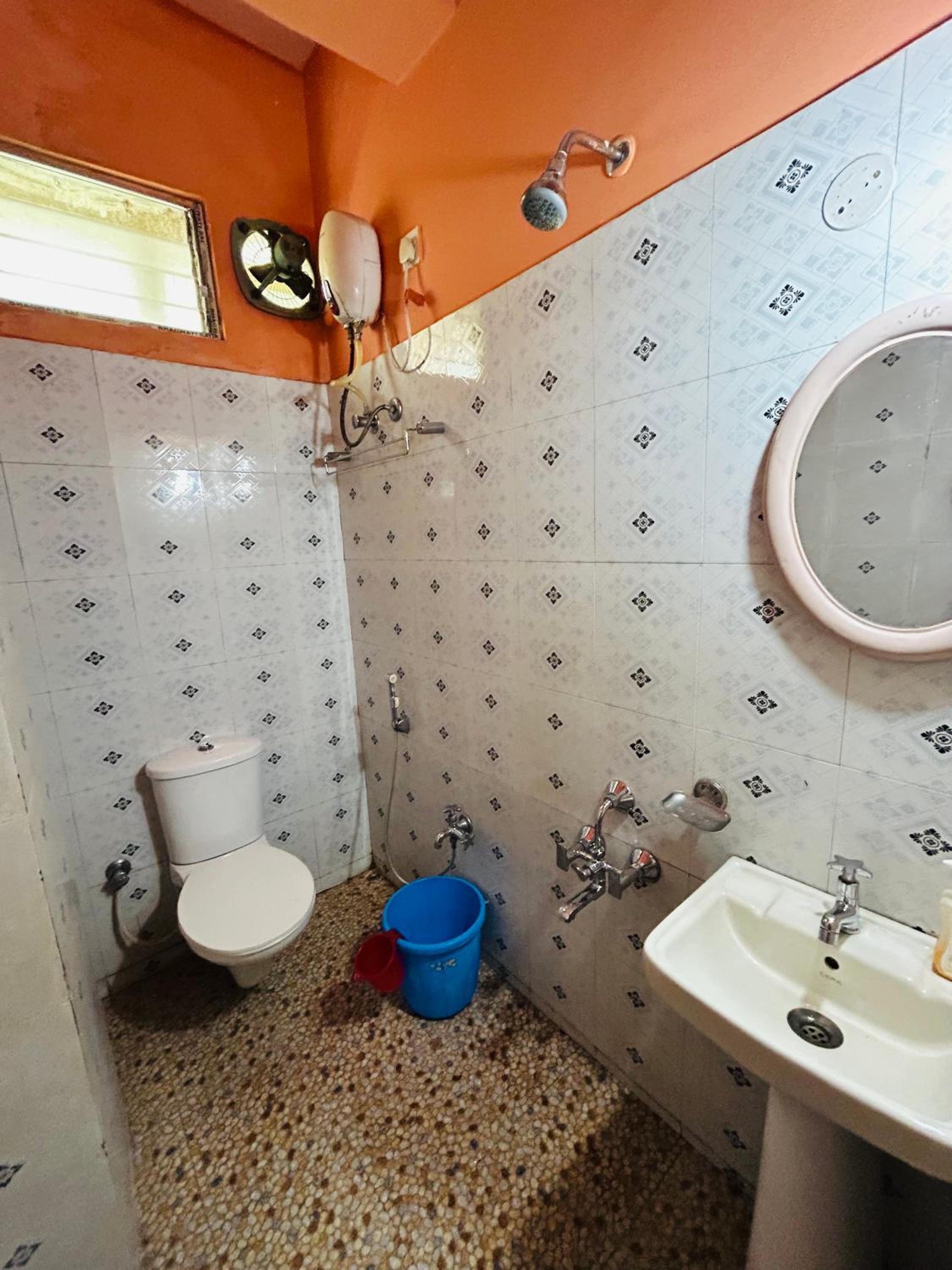 Budget Double Room photo 3