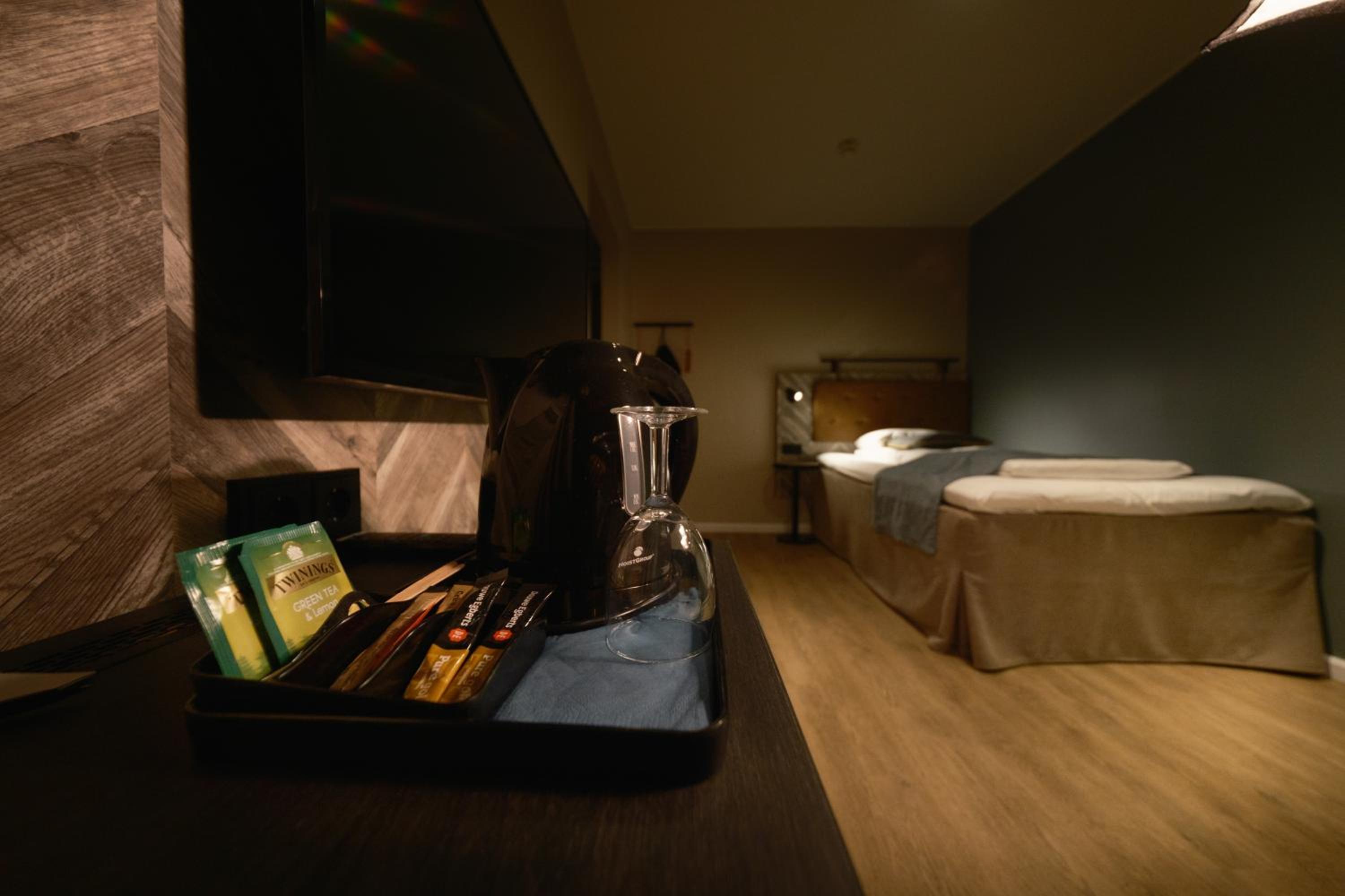 Single Room photo 2