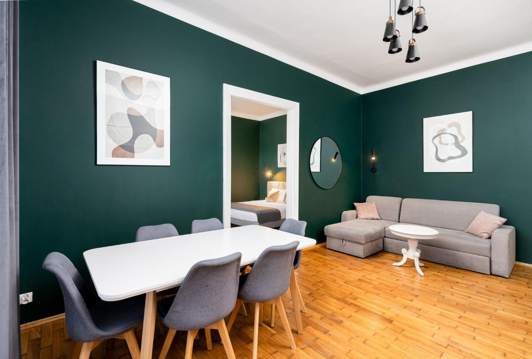 Premium Three-Room Suite with Garden View - 75m2