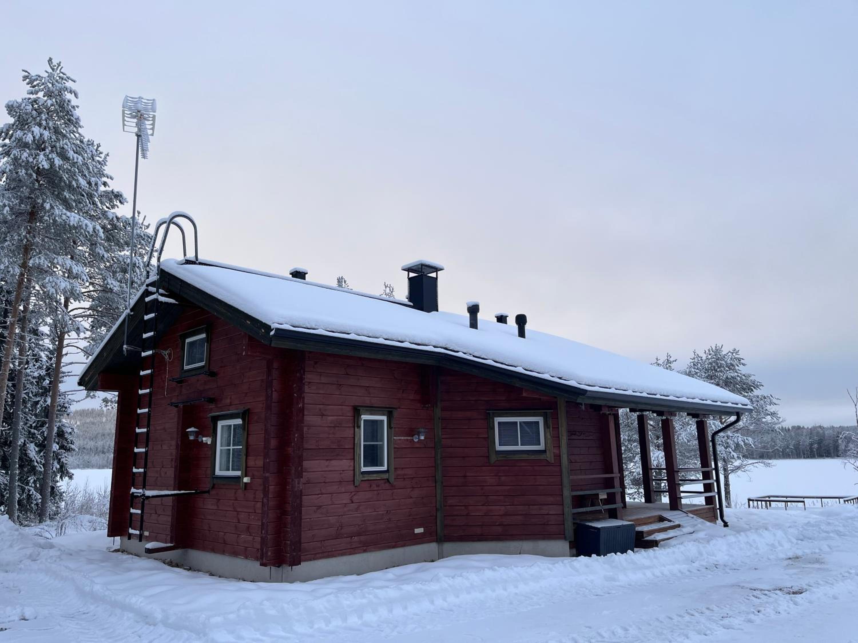 Three-Bedroom Chalet photo 2