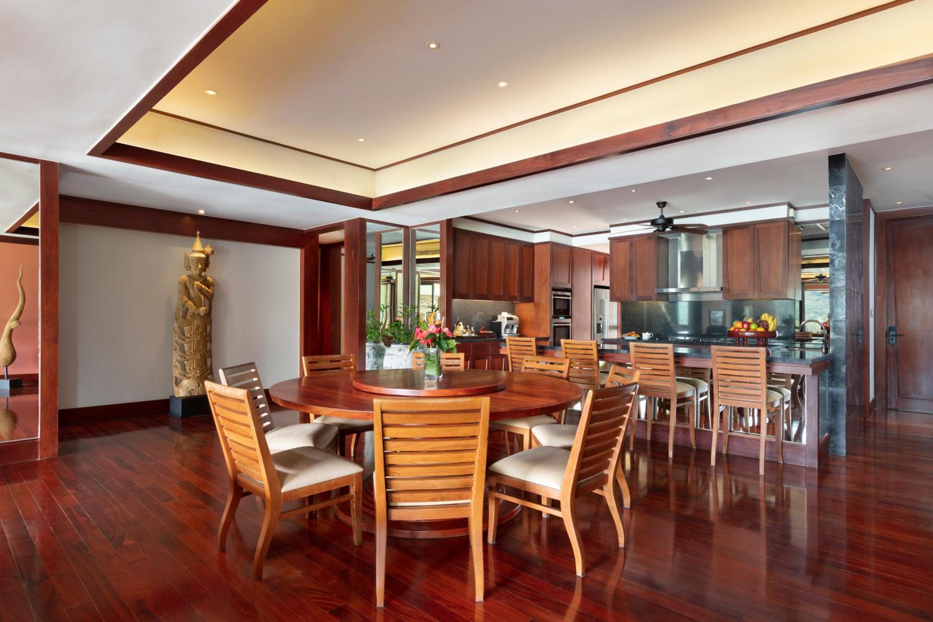 Two-Bedroom Suite with Terrace - Photo 4