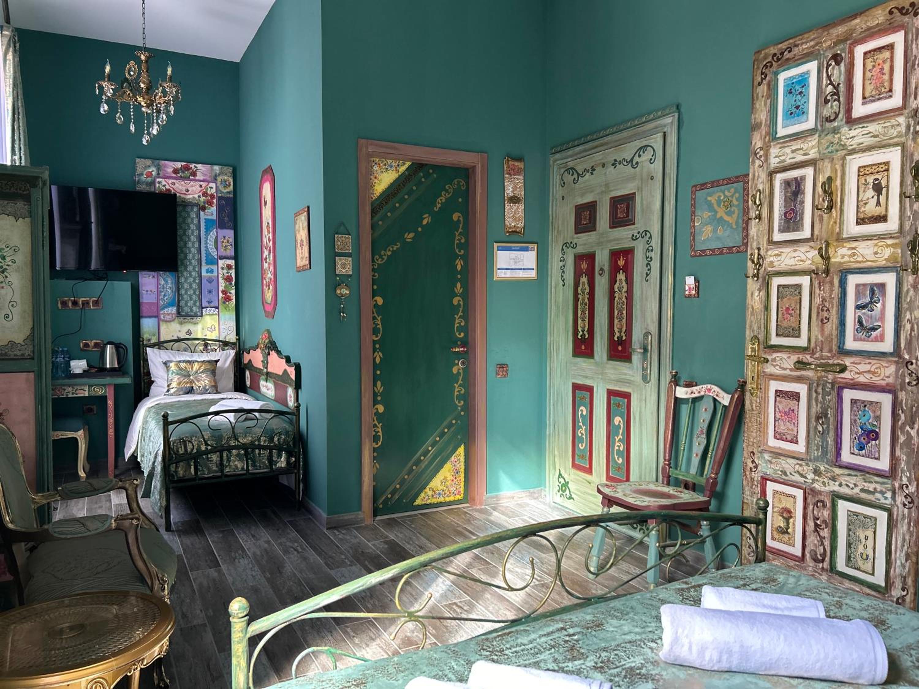 Family Room - Photo 4