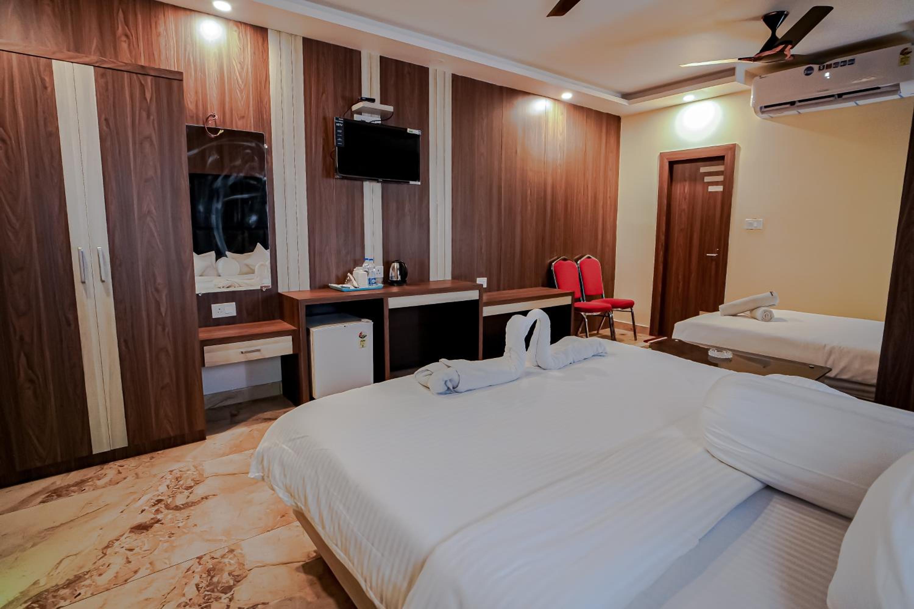 Deluxe Triple Room