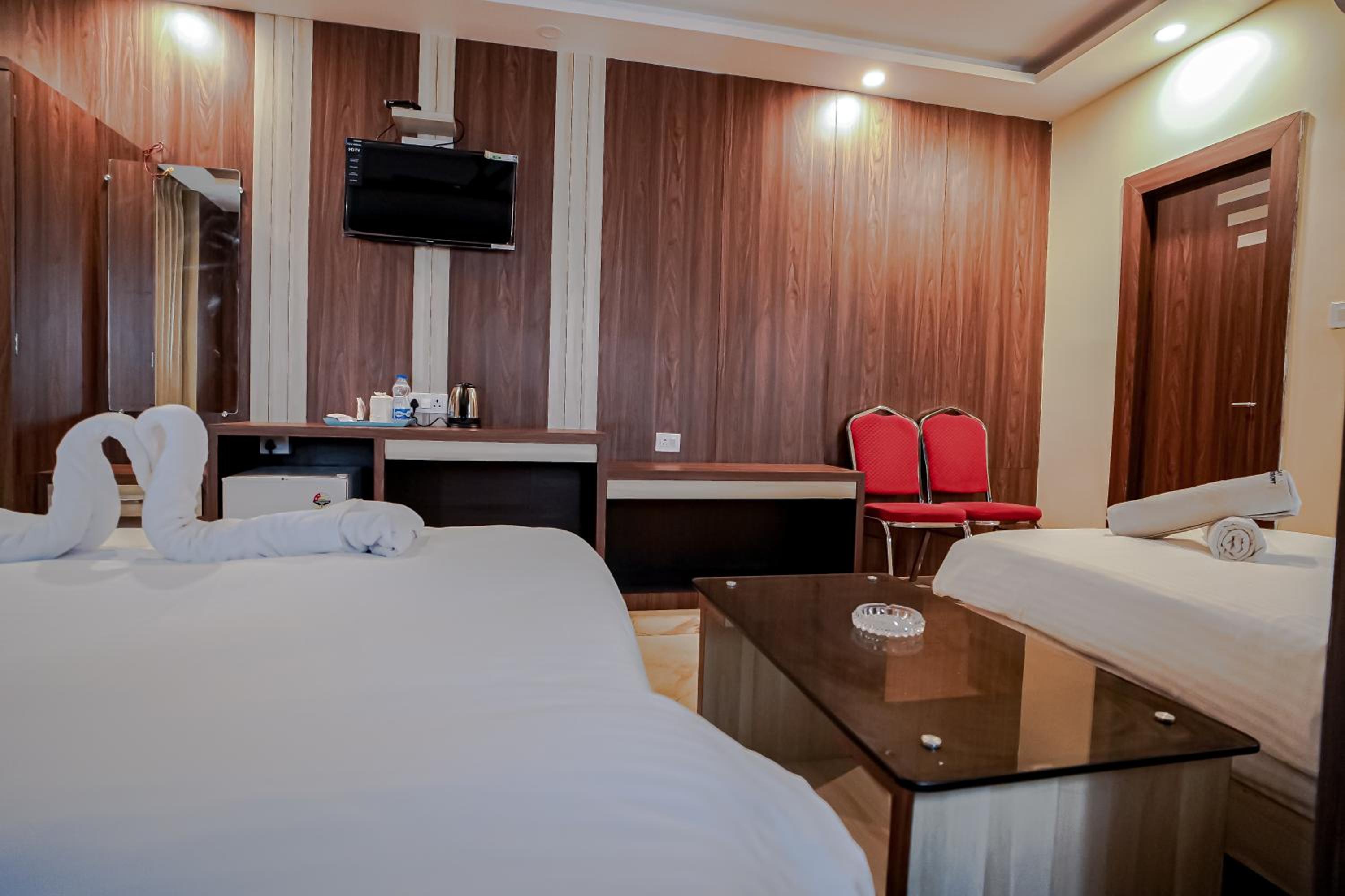 Deluxe Triple Room photo 2