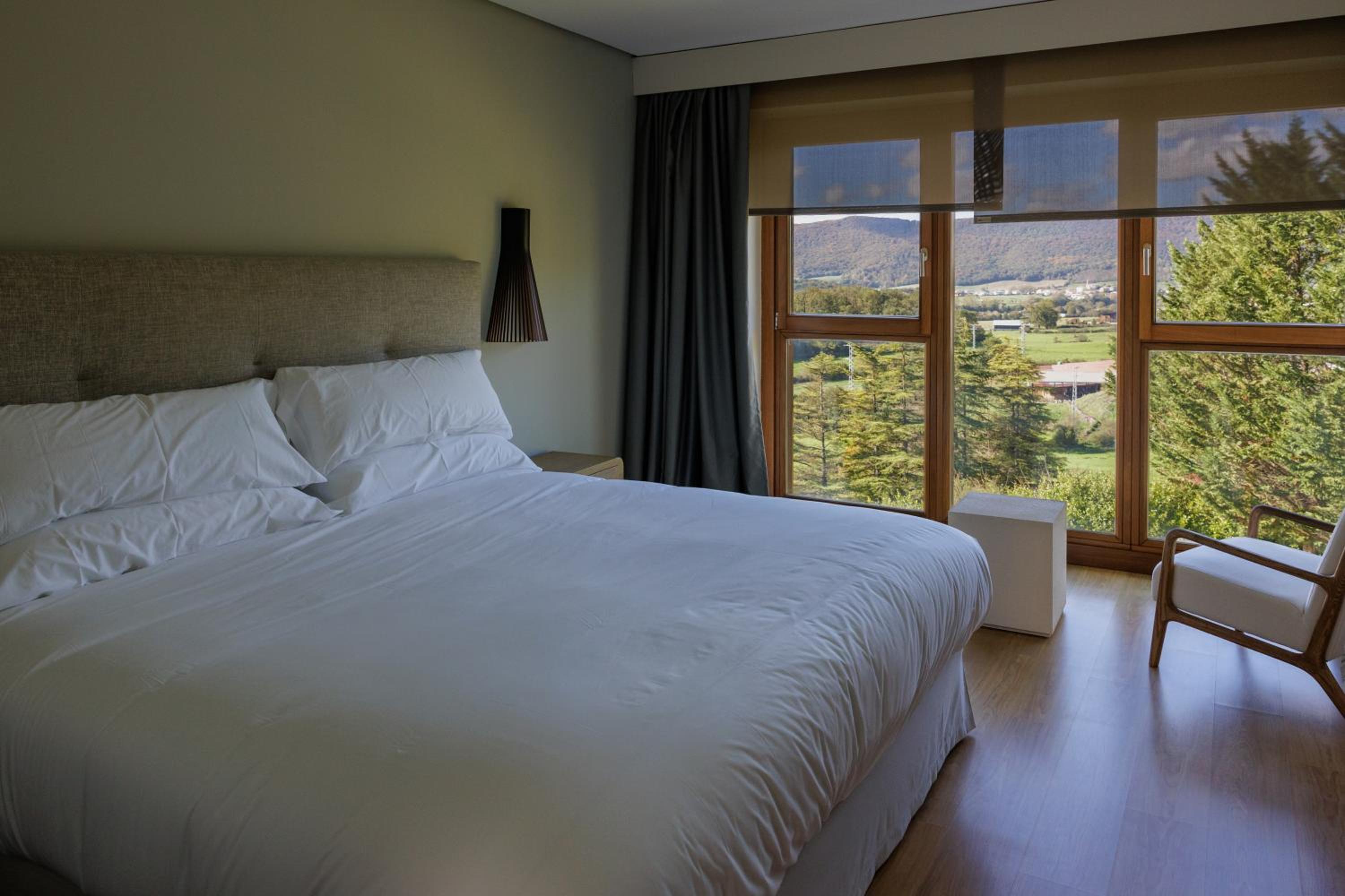 Double Room - Photo 10