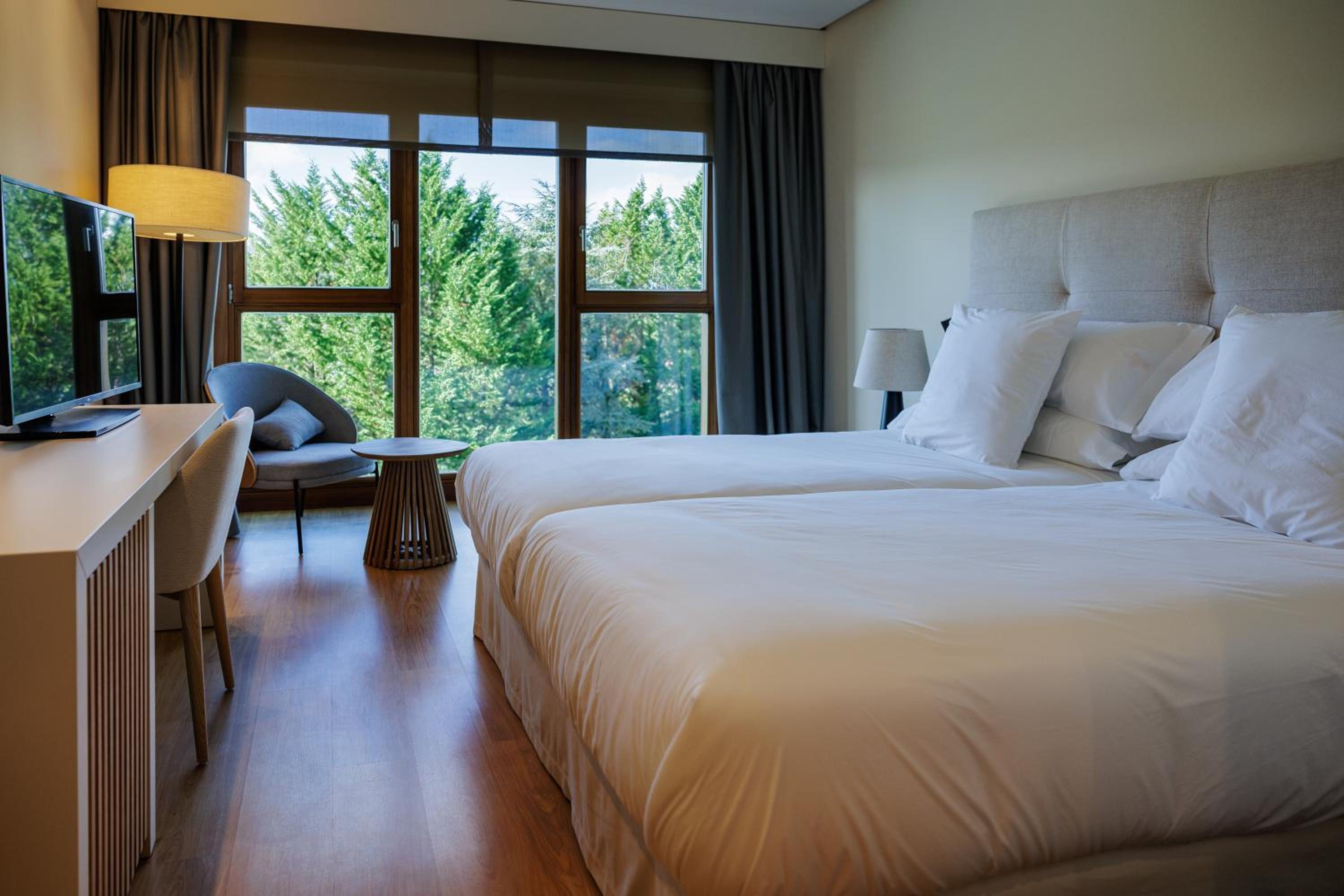 Double Room - Photo 8