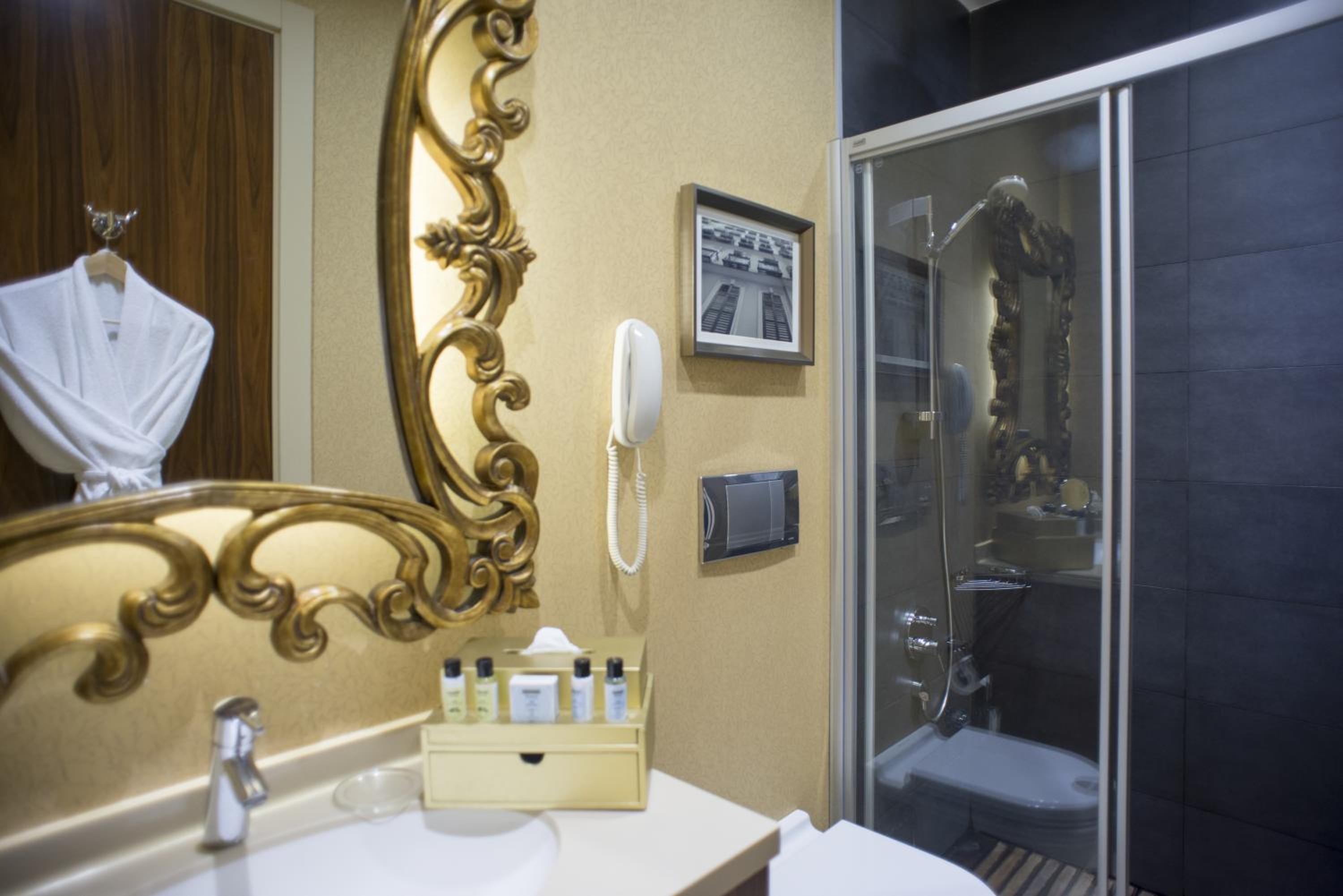 Double or Twin Room photo 3