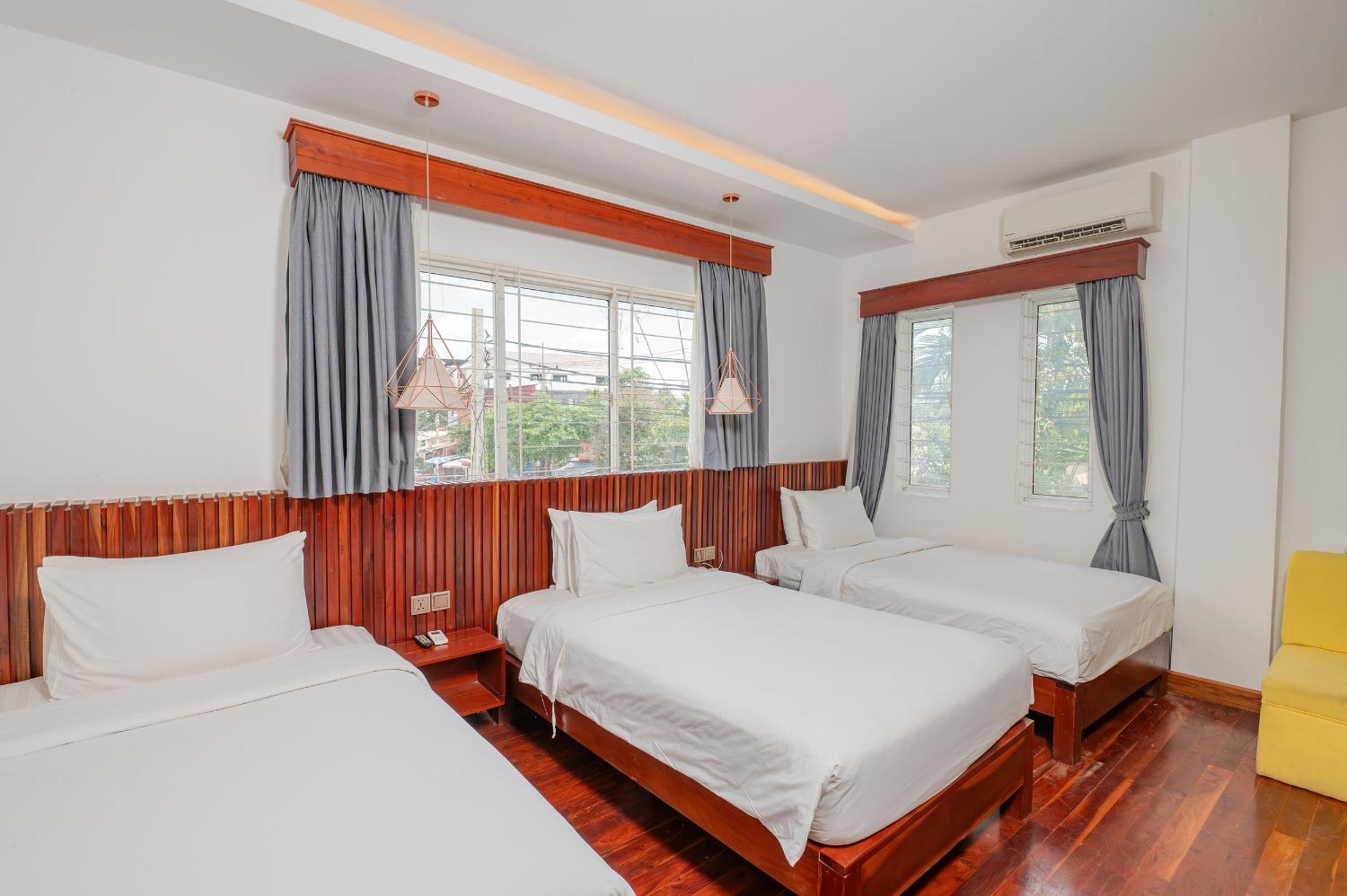 Standard Triple Room