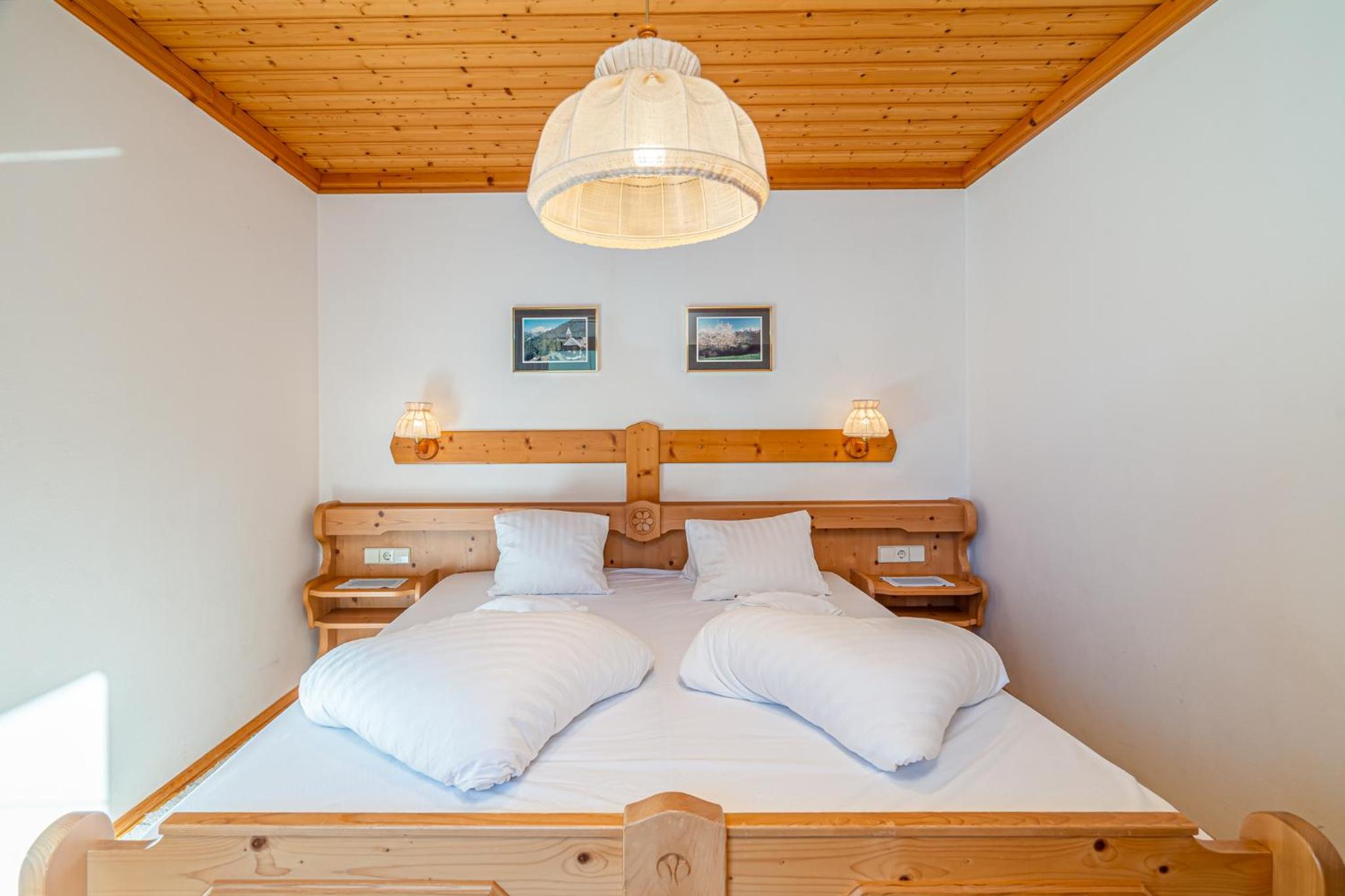 Two-Bedroom Apartment with Balcony - Nr. 1 - Photo 16
