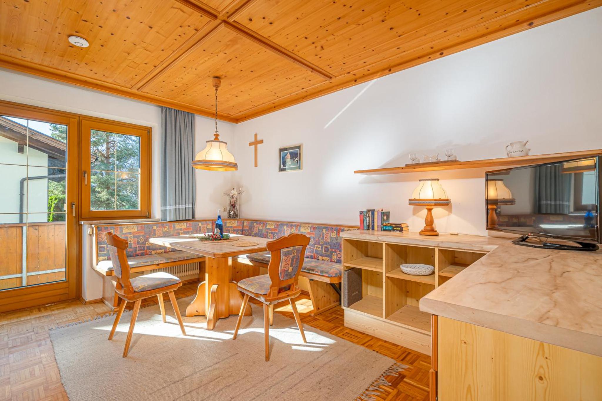 Two-Bedroom Apartment with Balcony - Nr. 1 - Photo 18