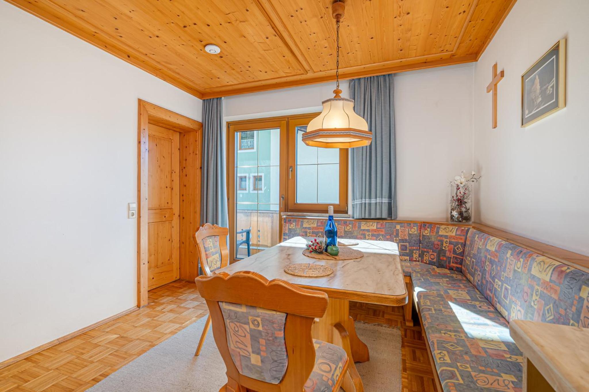 Two-Bedroom Apartment with Balcony - Nr. 1 - Photo 21