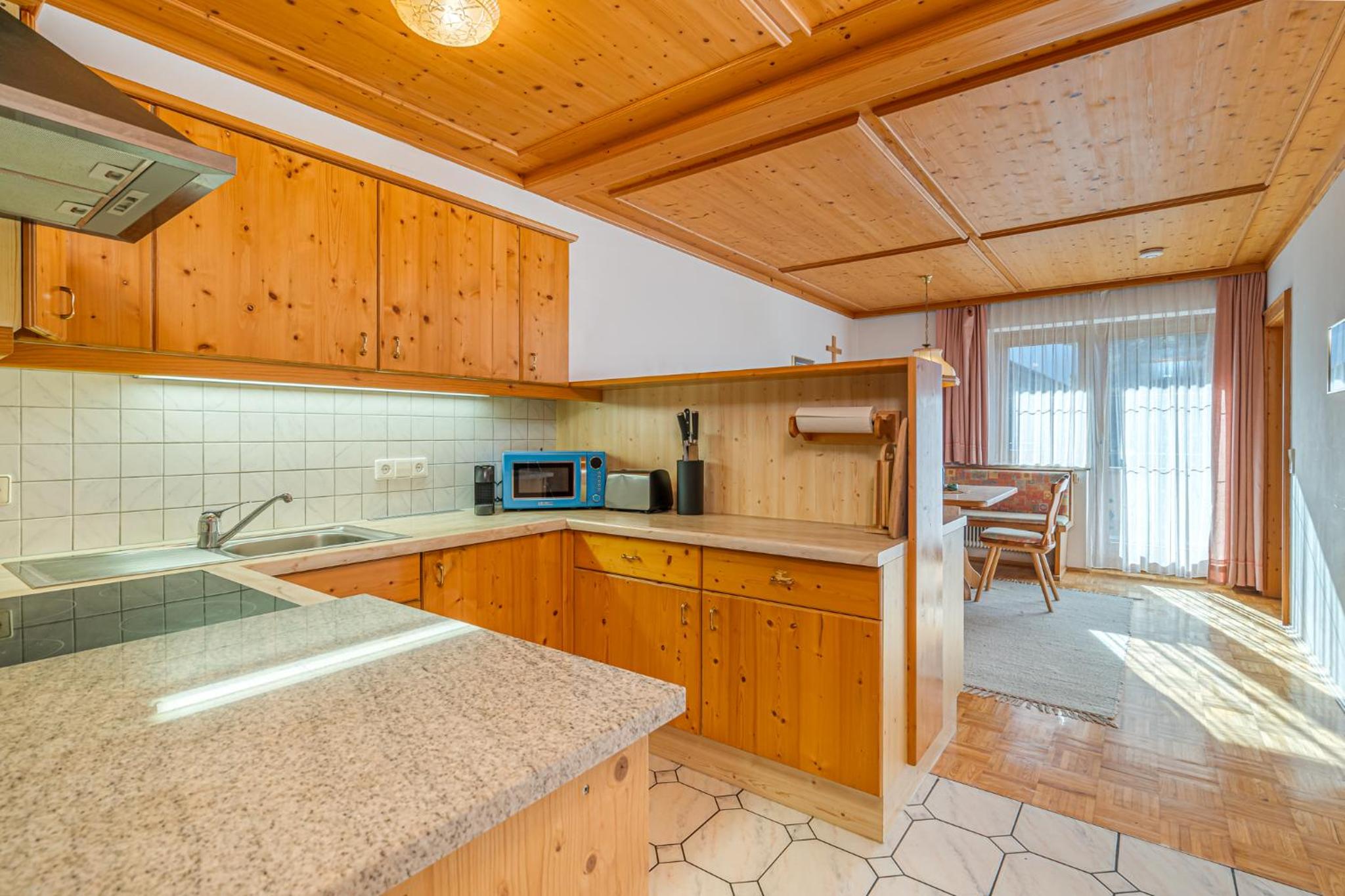  Two-Bedroom Apartment with balcony No. 4 - Photo 12