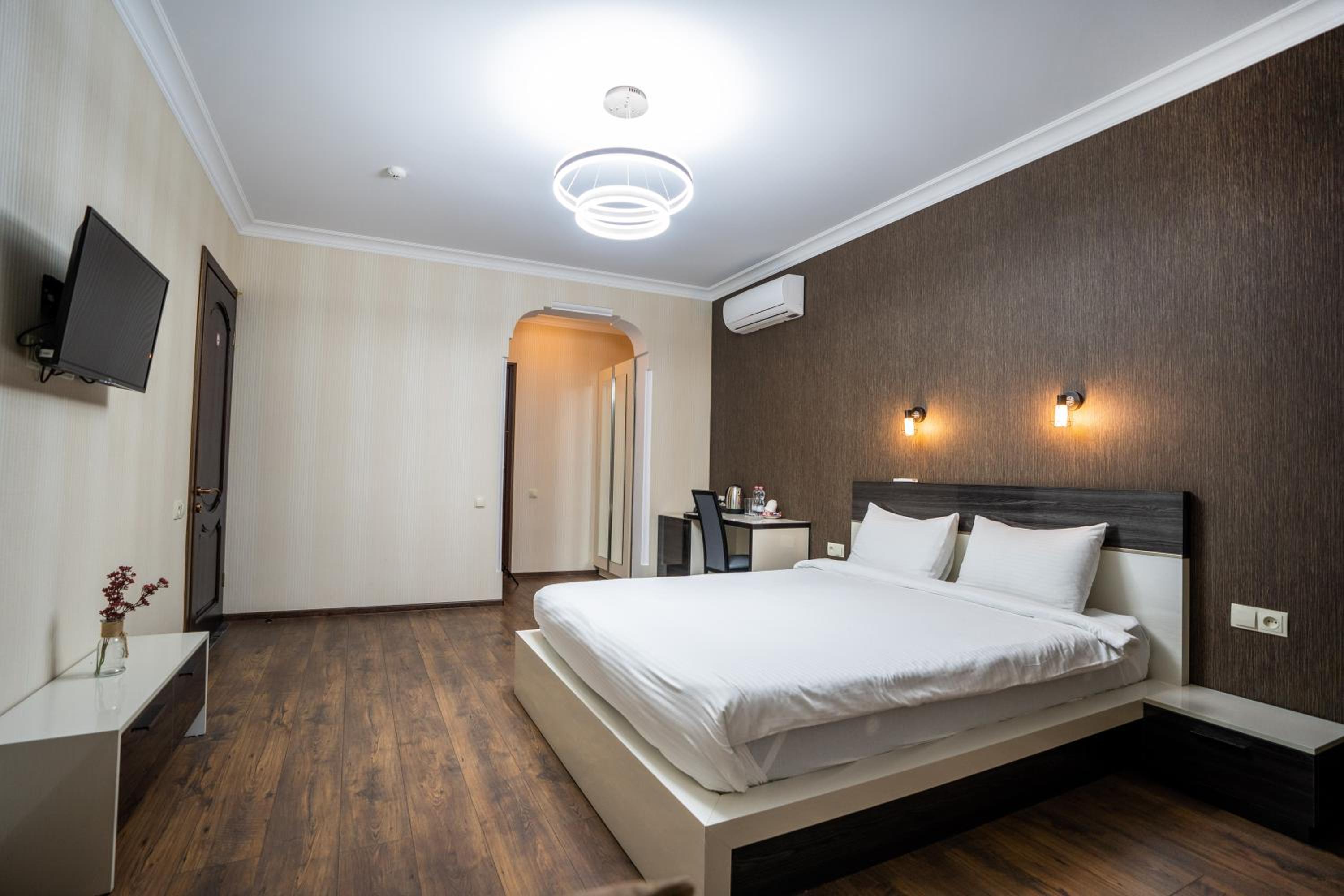 Superior King Room photo 1